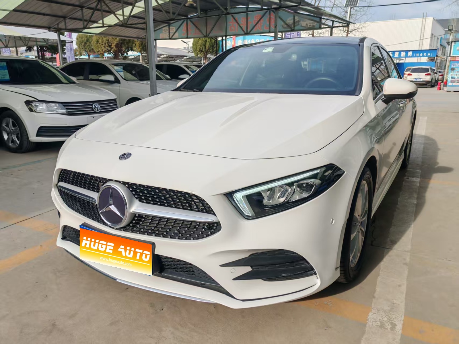 2020款 奔驰A级 A 200 L 运动轿车
