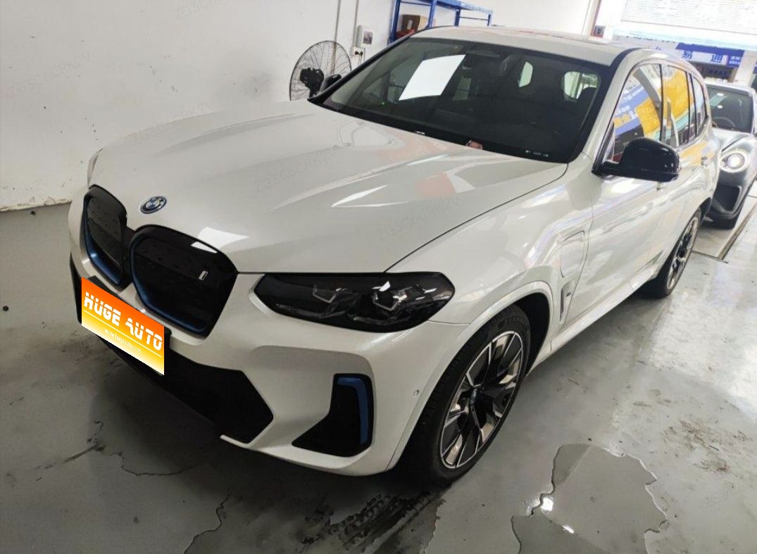 MY2022 BMW iX3 Create Version