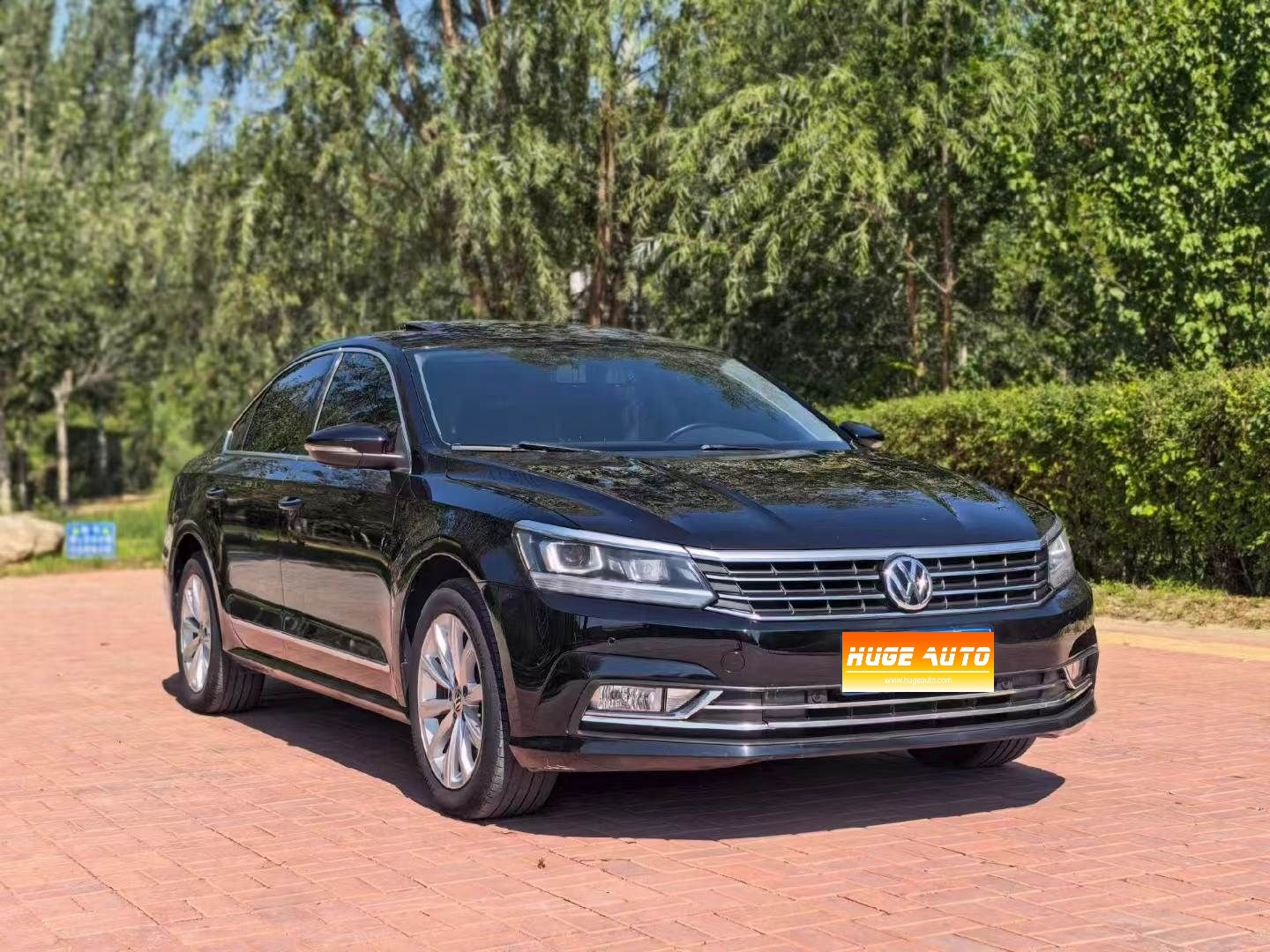 2017款 帕萨特 330TSI DSG尊荣版