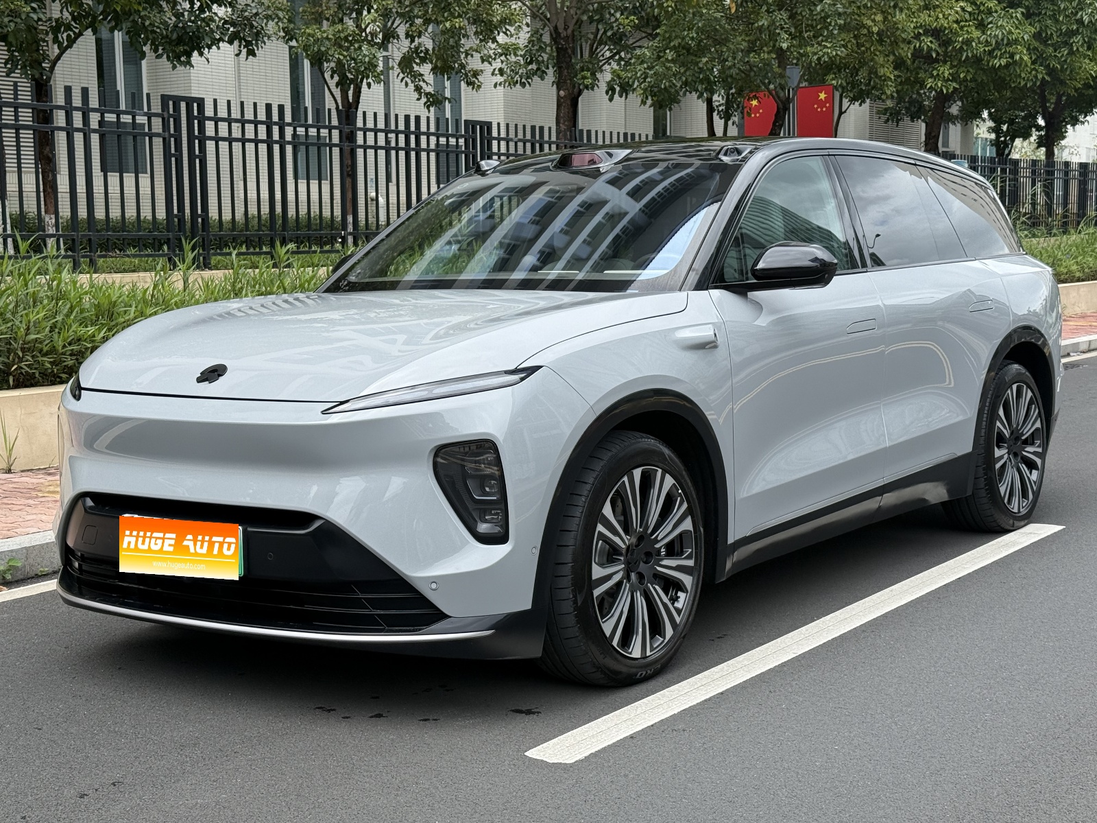 MY2023 NIO ES8 75kWh Executive Version
