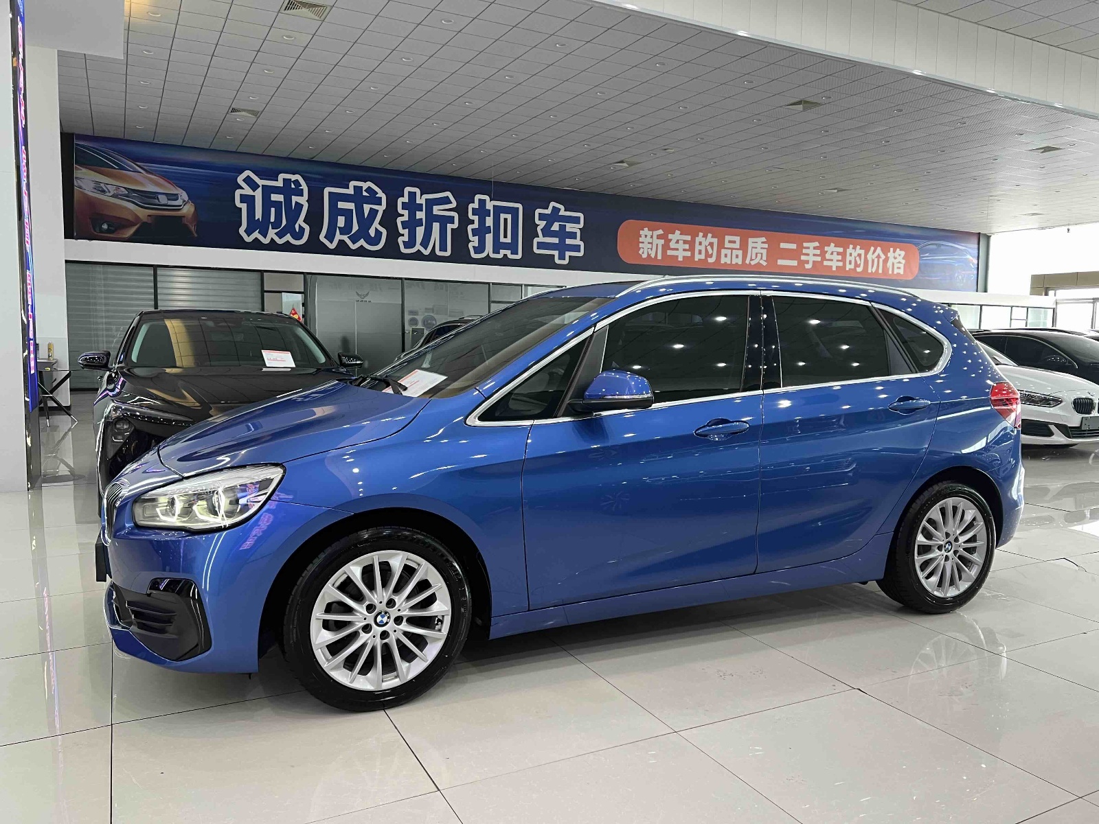 MY2018 BMW 2 Series Tourer 218i Lead Version 