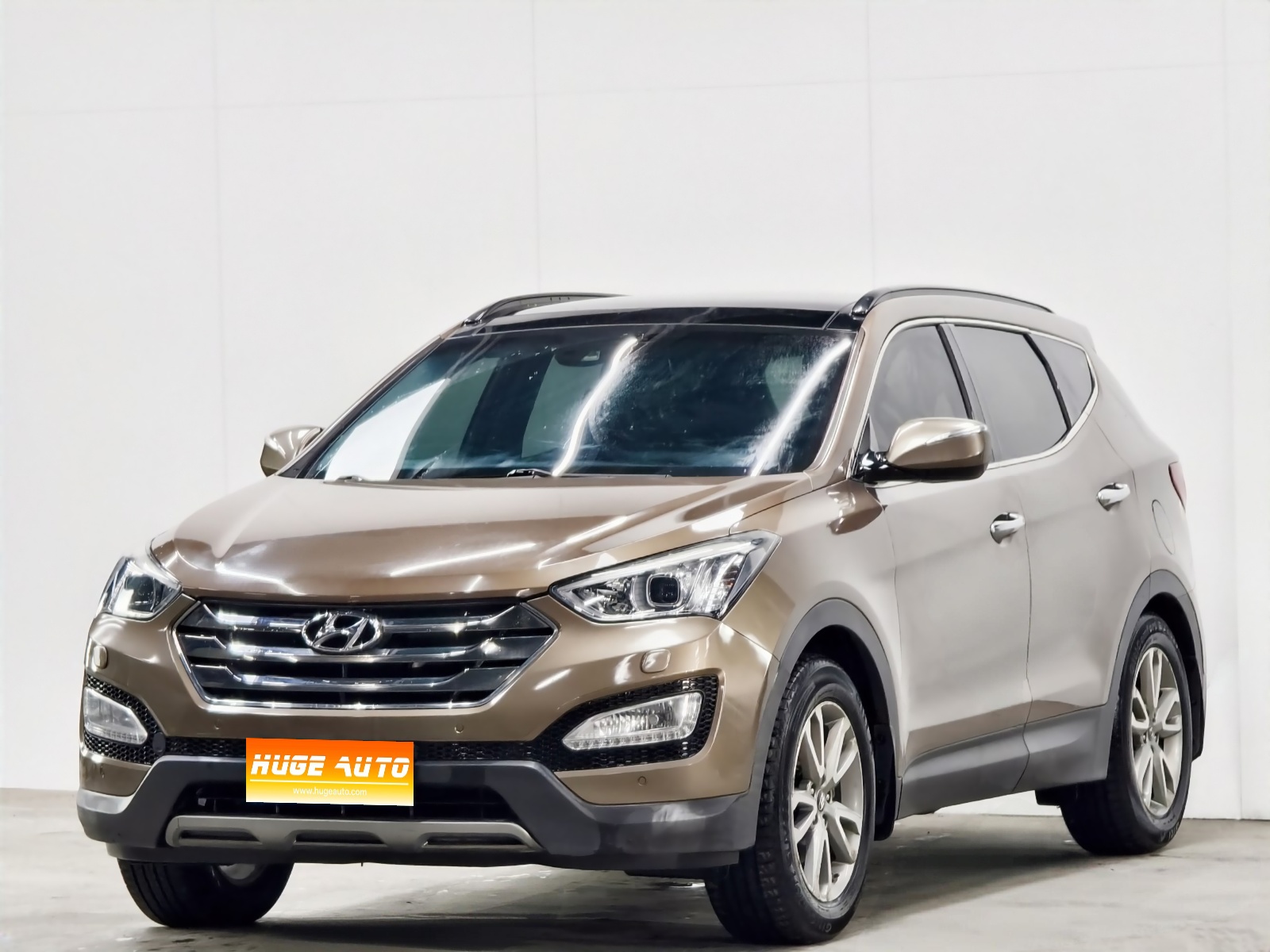 MY2013 SantaFe 2.0T AT 4WD Ultra Version