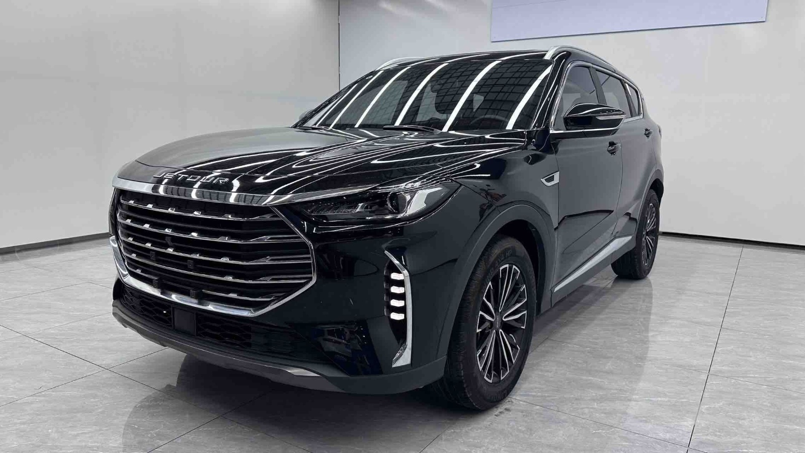 MY2023 Jetour X70 PLUS 1.5T DCT Brave PLUS 5 seats