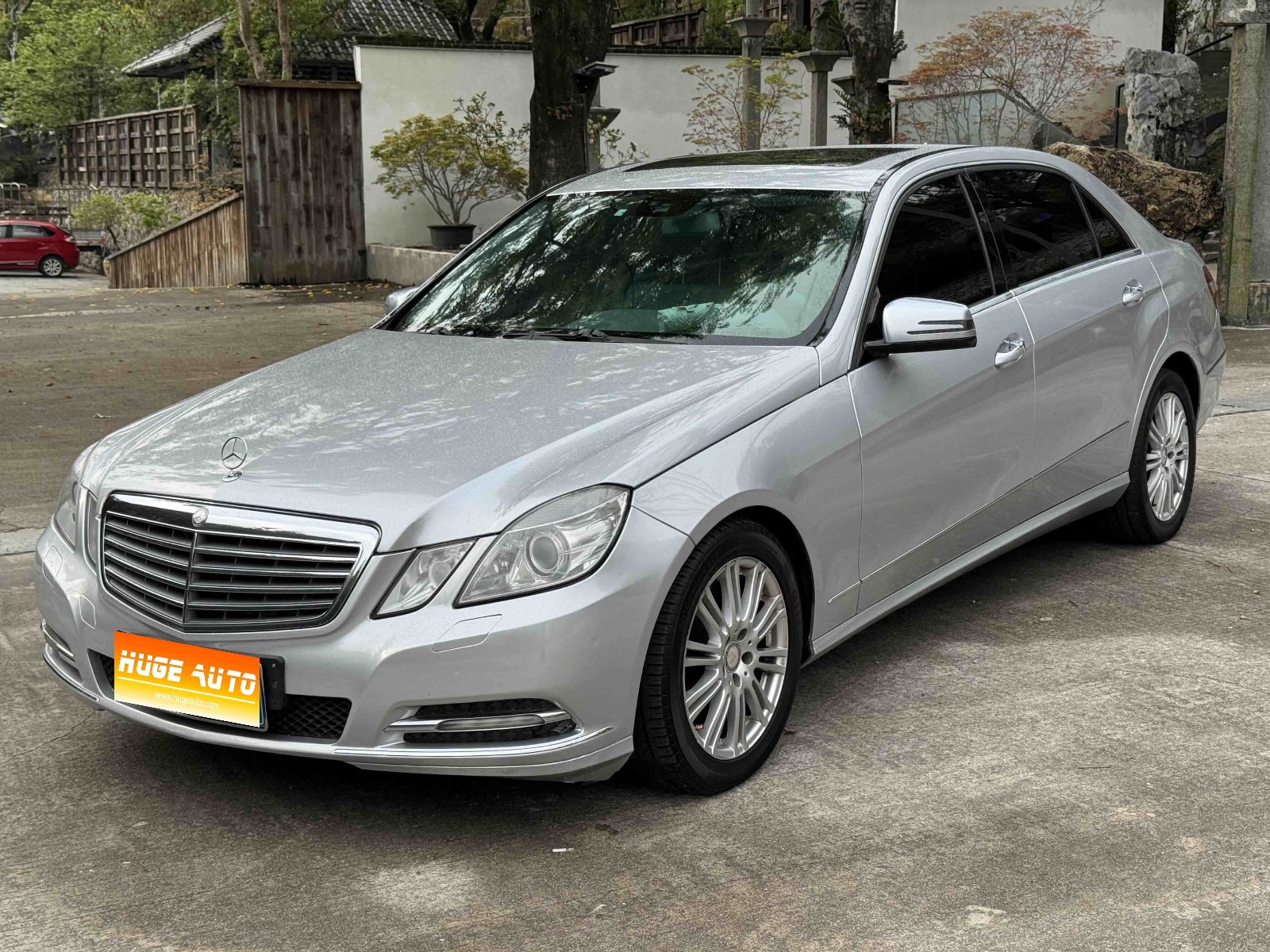 MY2012  Mercedes Benz  E Class  E 300 L  Fashion
