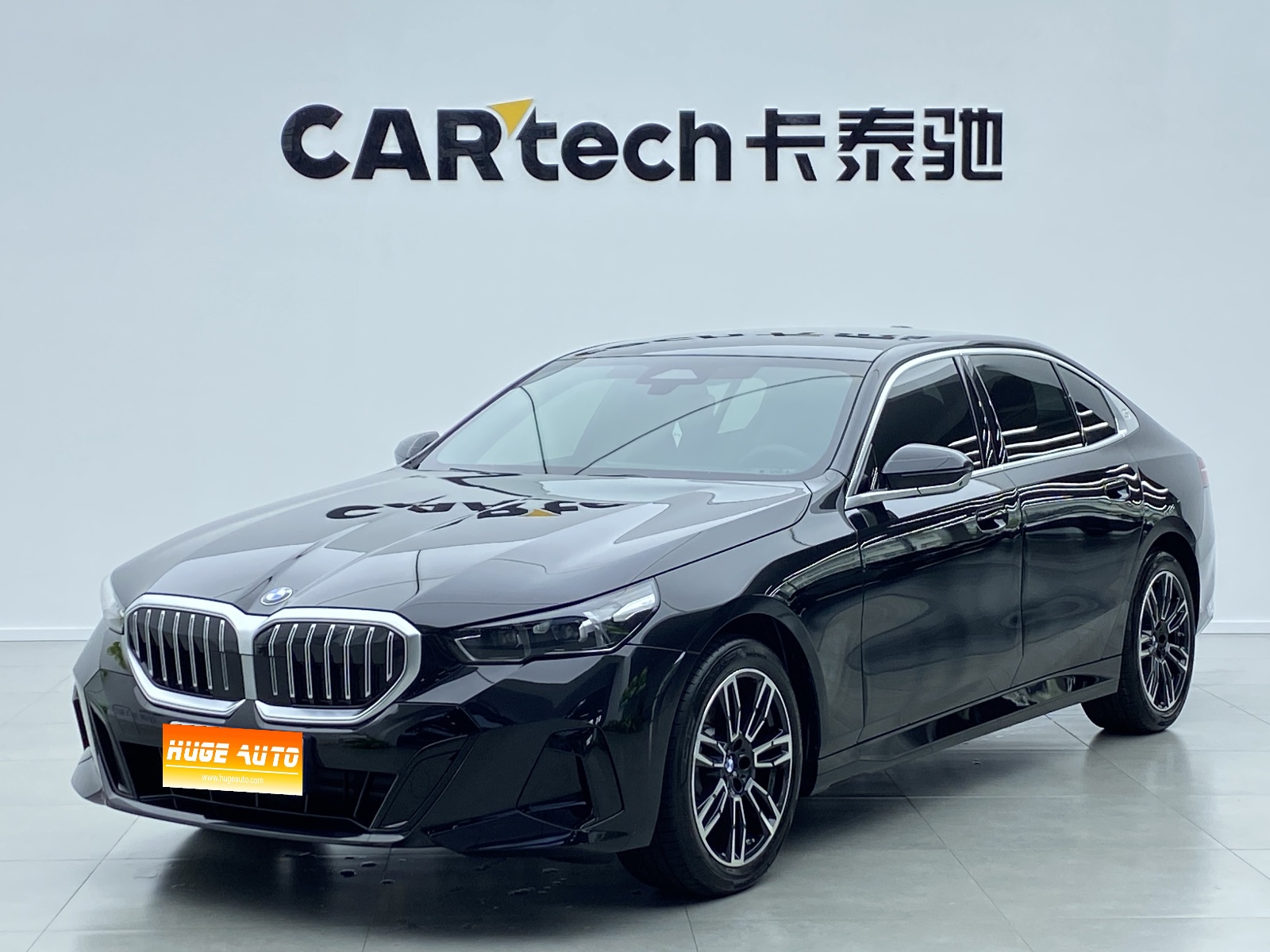 MY2026 BMW 5 Series Facelift 530Li Lead Version M Sport kit