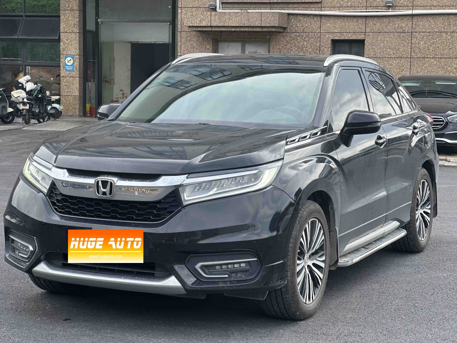 2017款 冠道 370TURBO 两驱豪华版