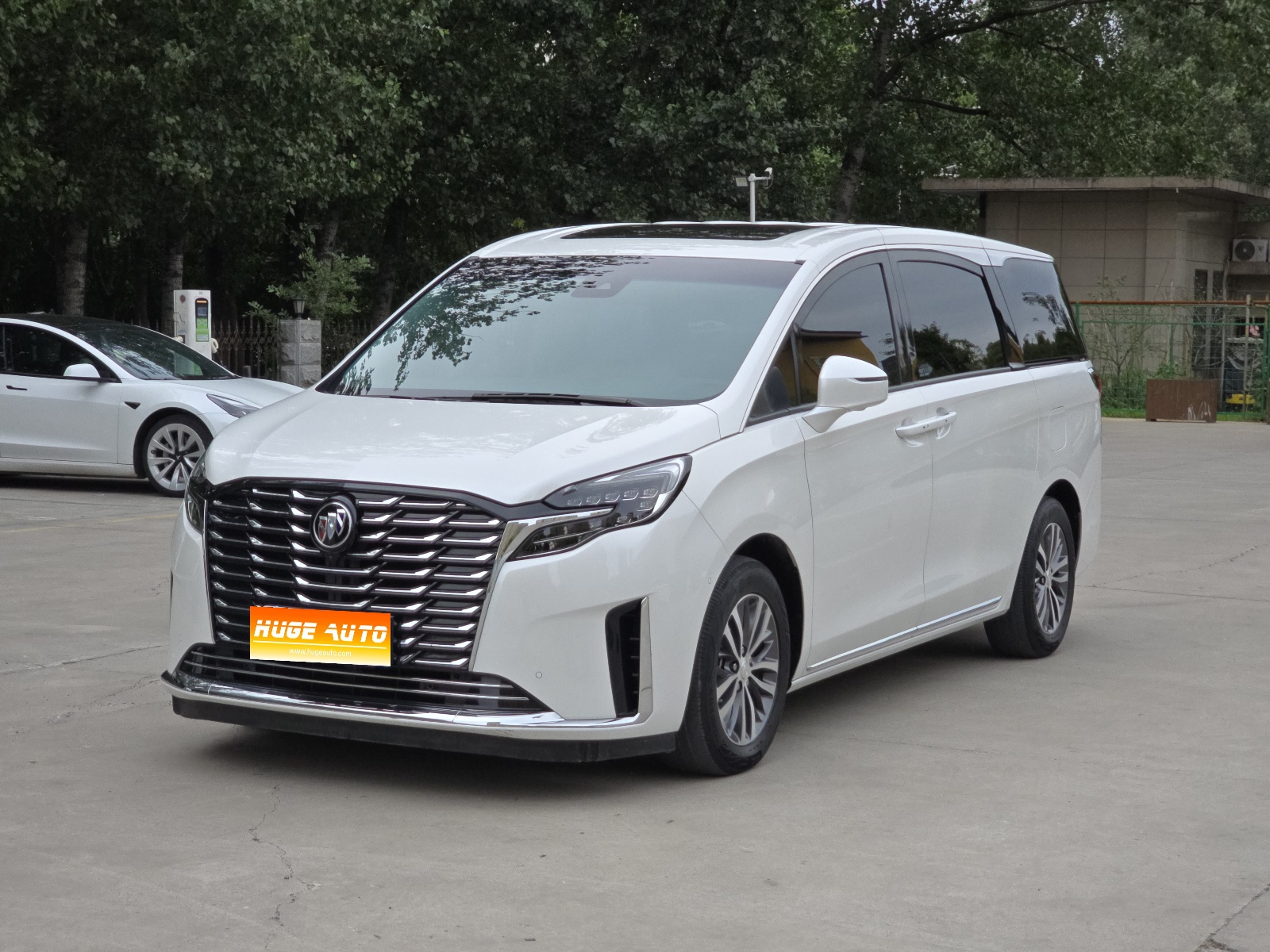 MY2023 Buick GL8 ES FirstLand Exclusive Joy Version