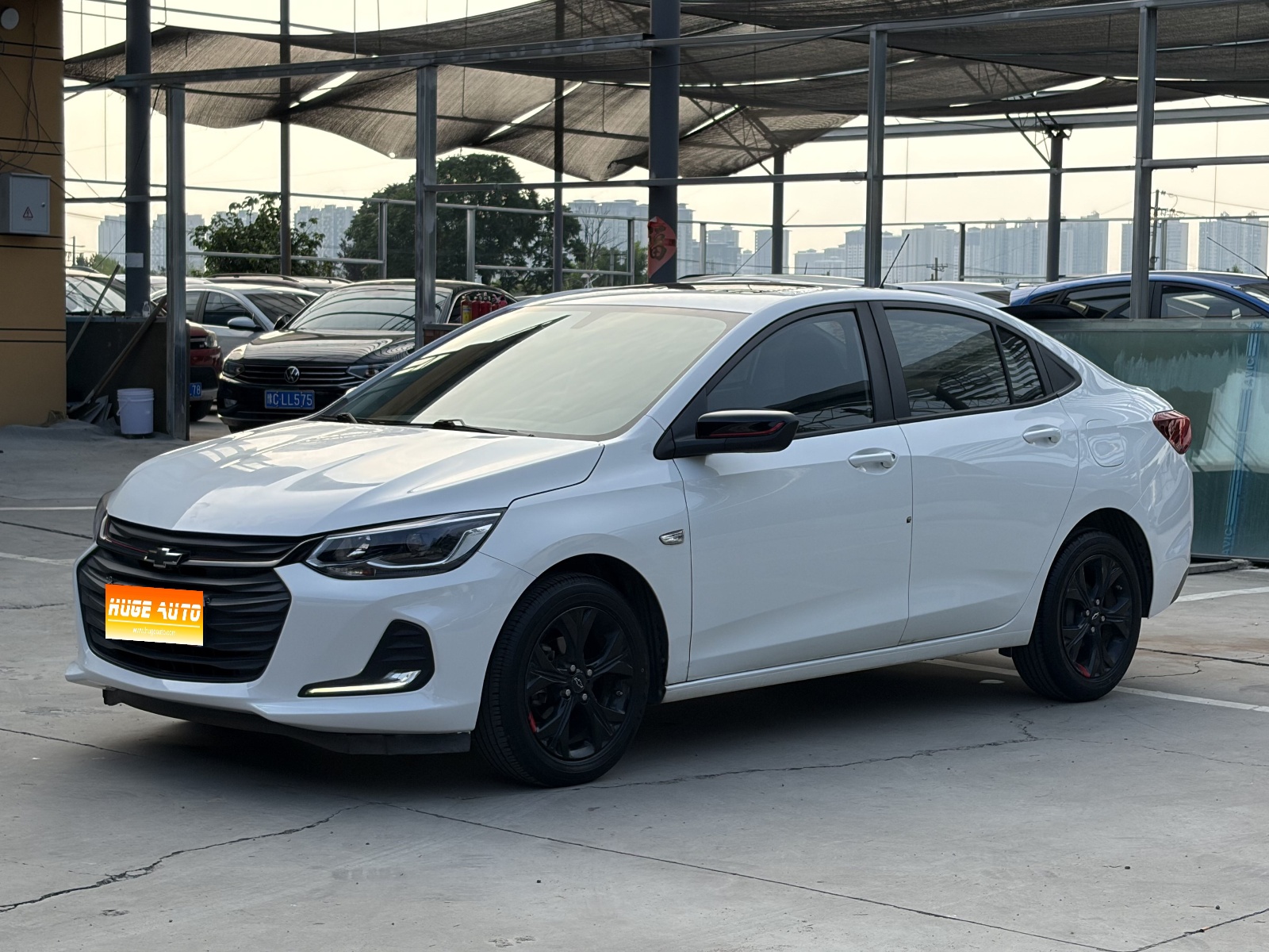 MY2020 Cavalier Redline 325T AT Fashion Version National VI
