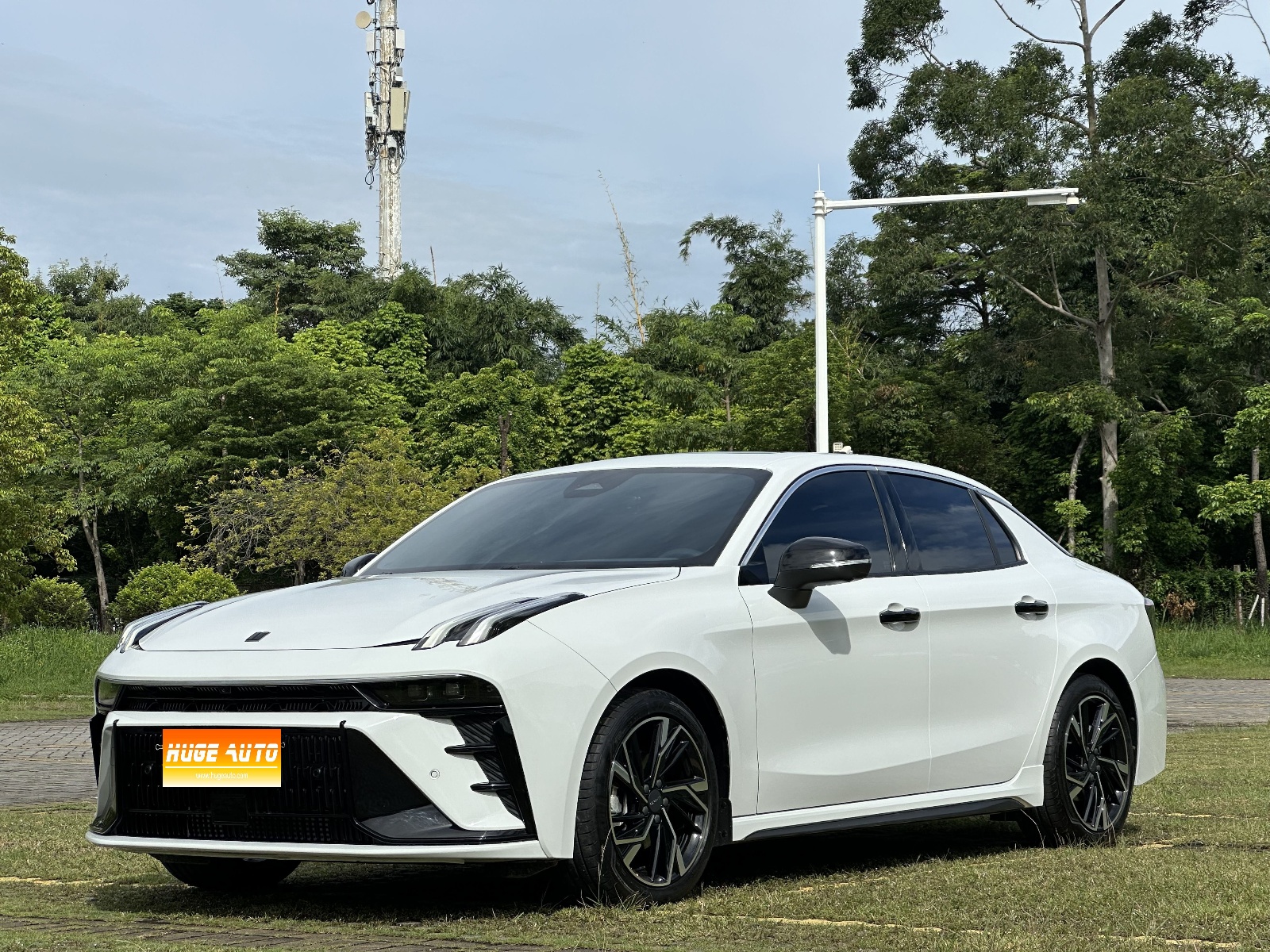 MY2023 LYNK&CO 03 2.0TD DCT Jing Pro