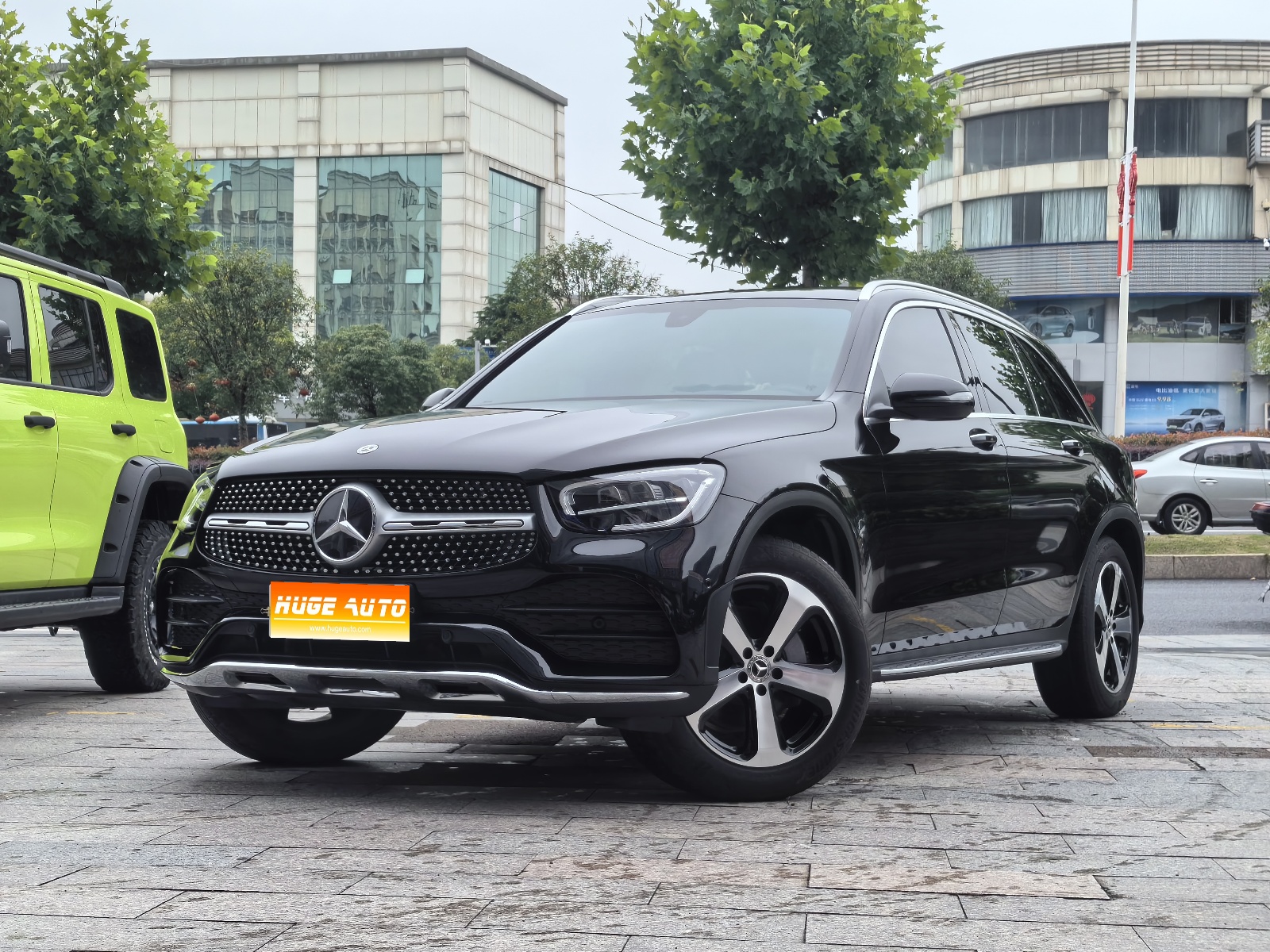 2022款 奔驰GLC级 改款三 GLC 260 L 4MATIC 动感型