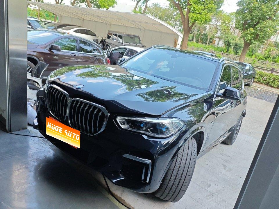 MY2022 BMW X5 Facelift xDrive 30Li Exclusive M Sport kit