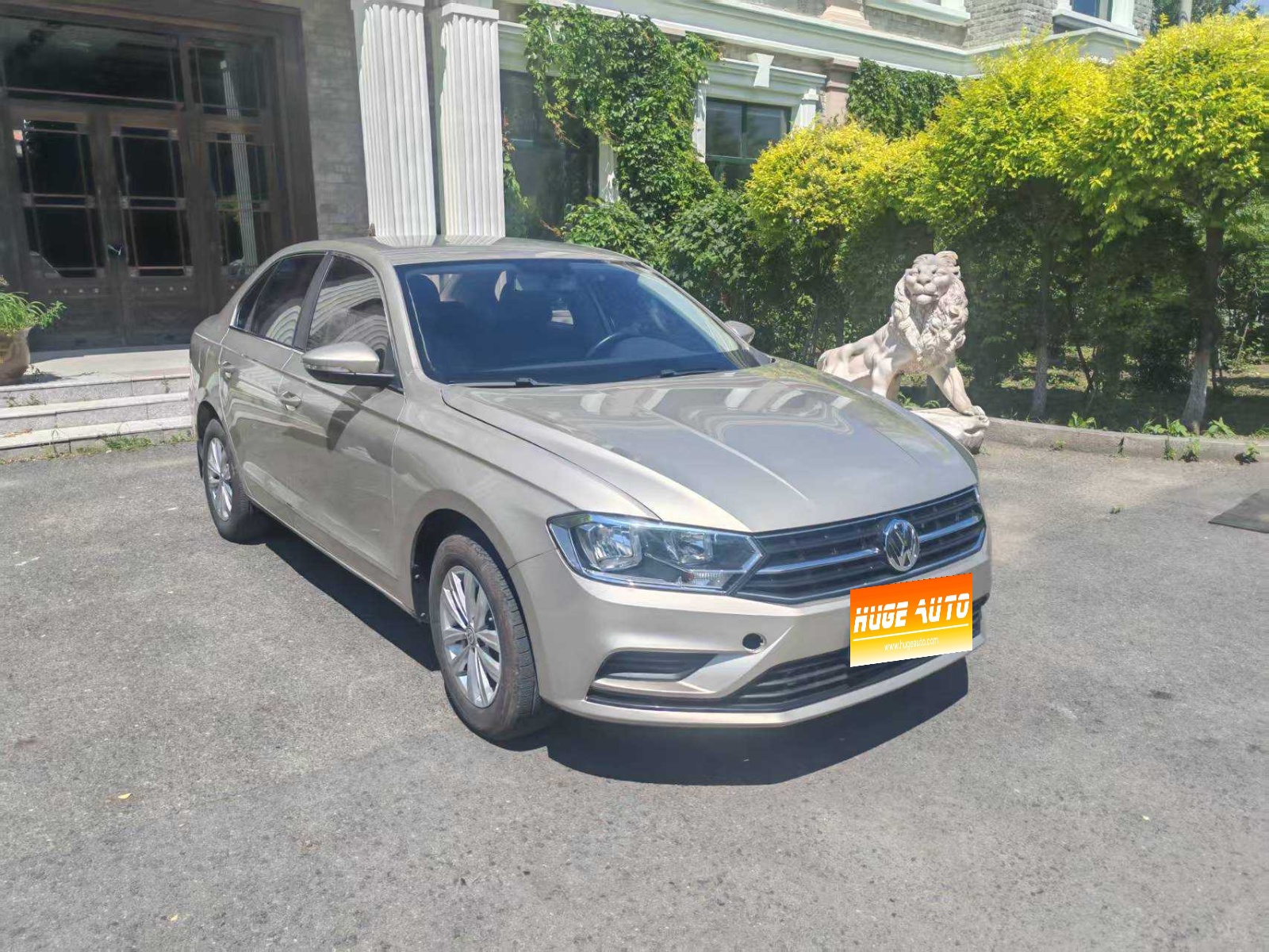 MY2018  Bora  1.5L  AT  Confort