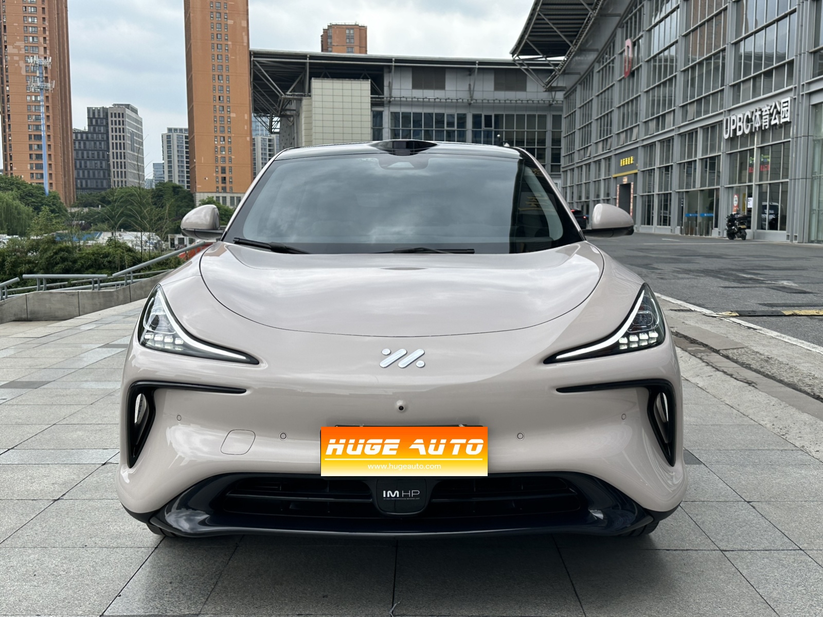 MY2023 IM LS6 Max Standard Version