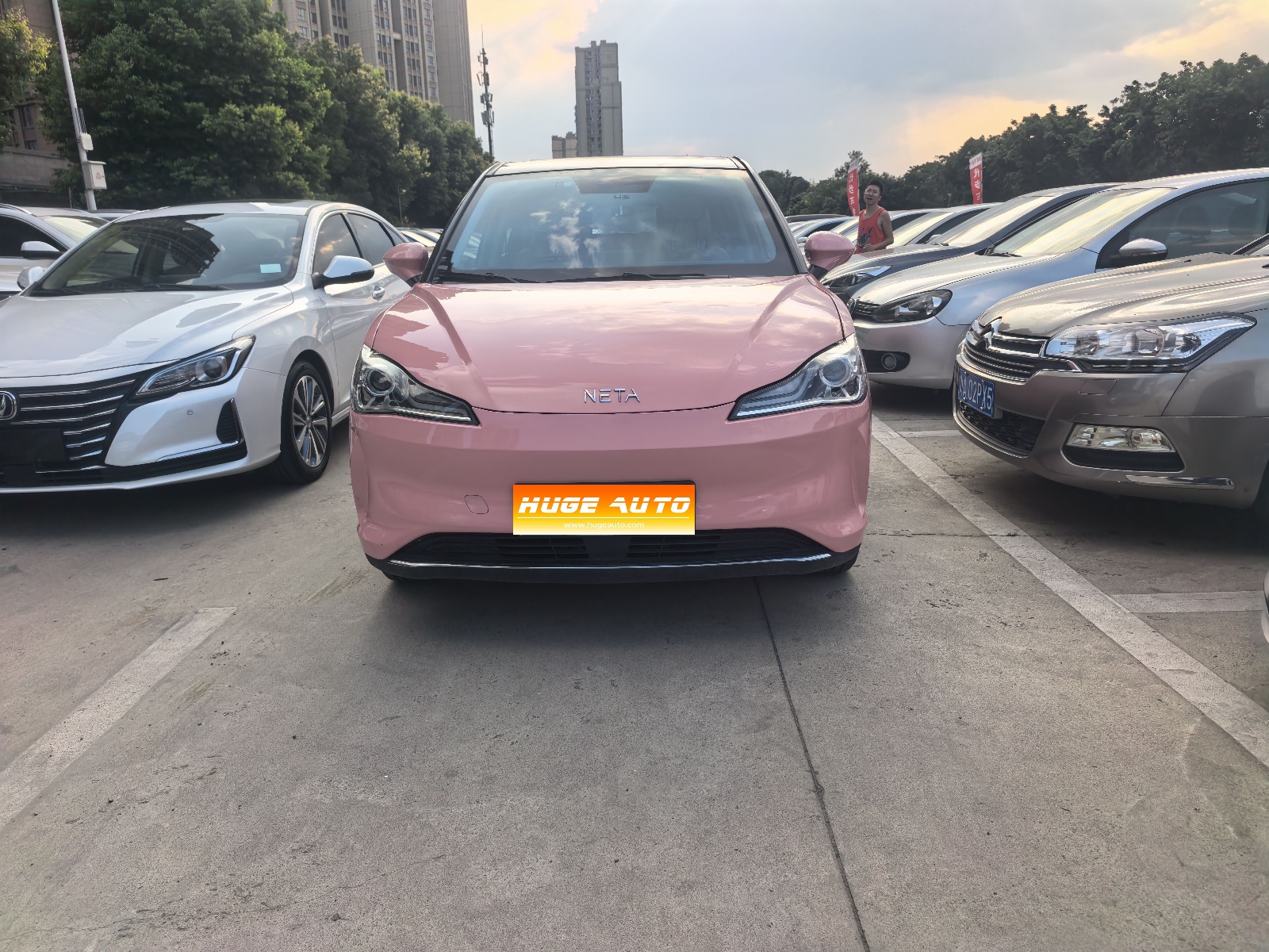 MY2022 NETA V Chao 400 Lite Pink Customized