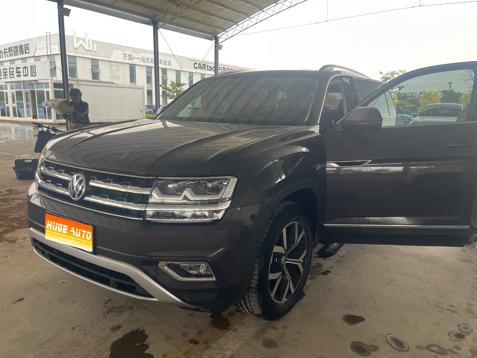 MY2020 Teramont Facelift 330TSI 2WD Luxury Version National VI