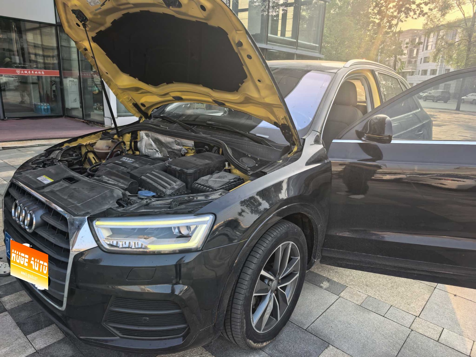 MY2016 Audi Q3 35 TFSI quattro AWD Fashion Version
