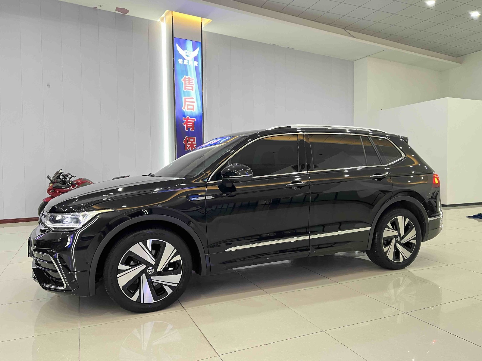 MY2023 Tiguan L Facelift 330TSI AT 2WD R-Line Enjoy Version