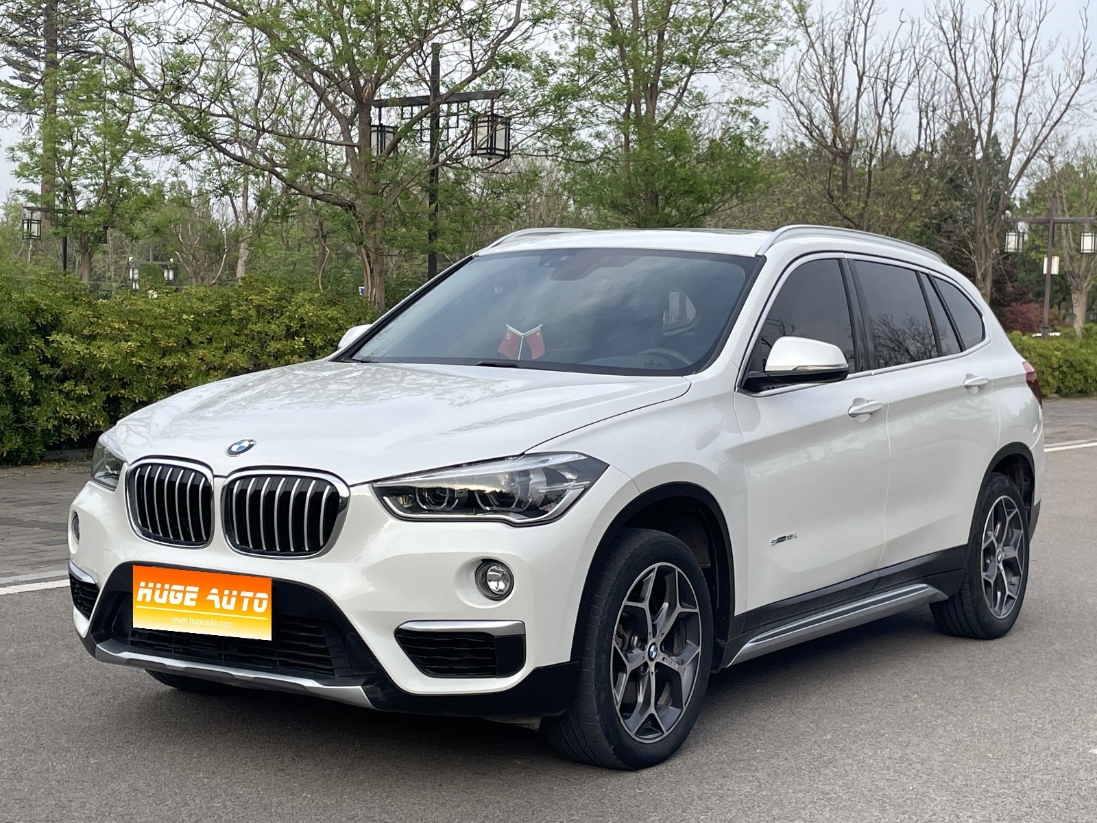 MY2019 BMW X1 sDrive18Li Exclusive Version 