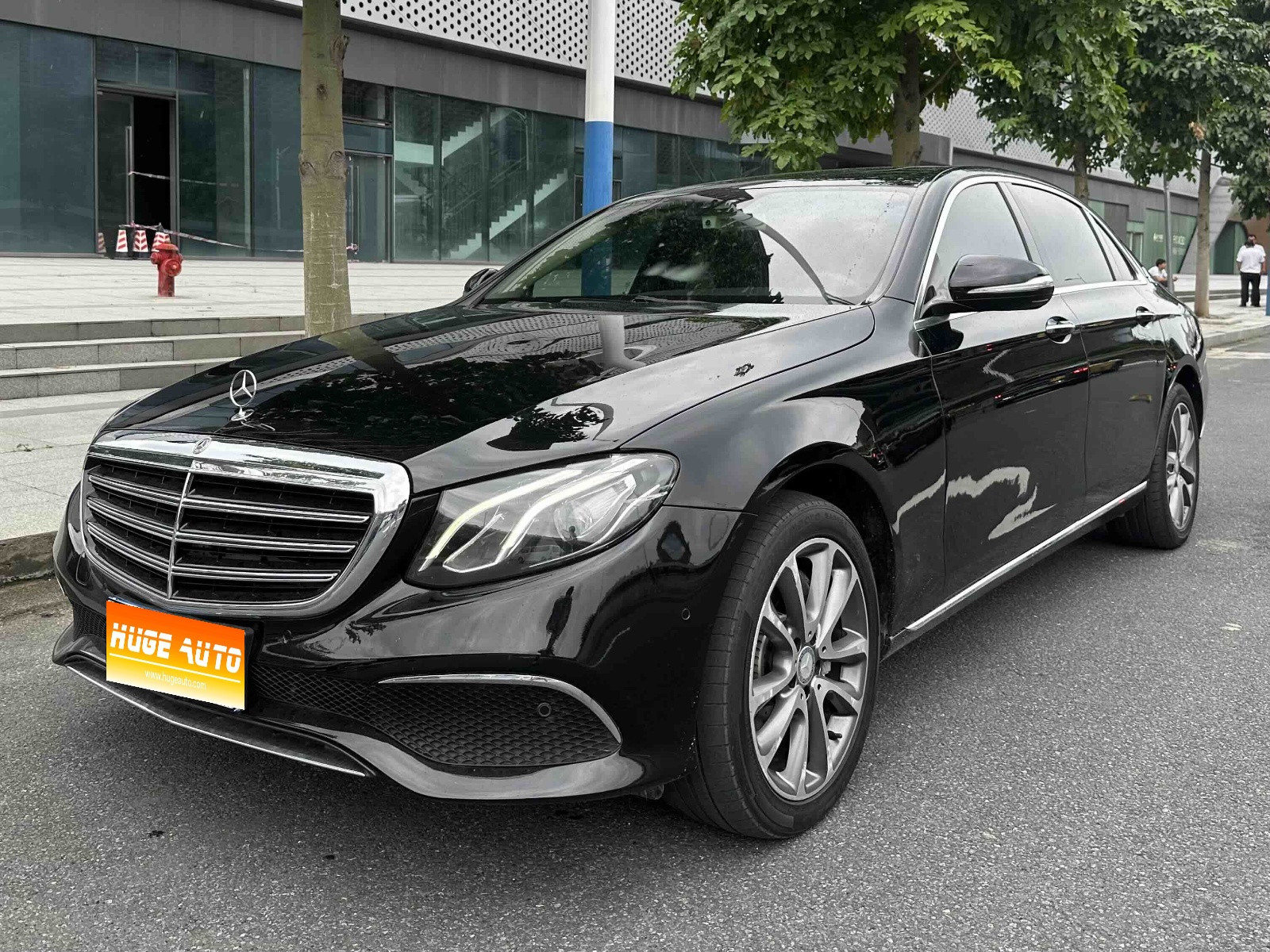 MY2016  Mercedes Benz  E Class  E 300 L  Fashion