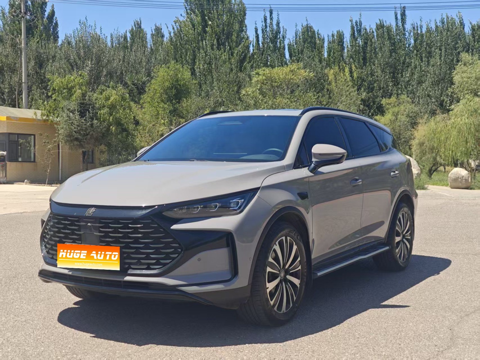 2025款 唐新能源 智驾版 DM-i 175KM 尊贵型