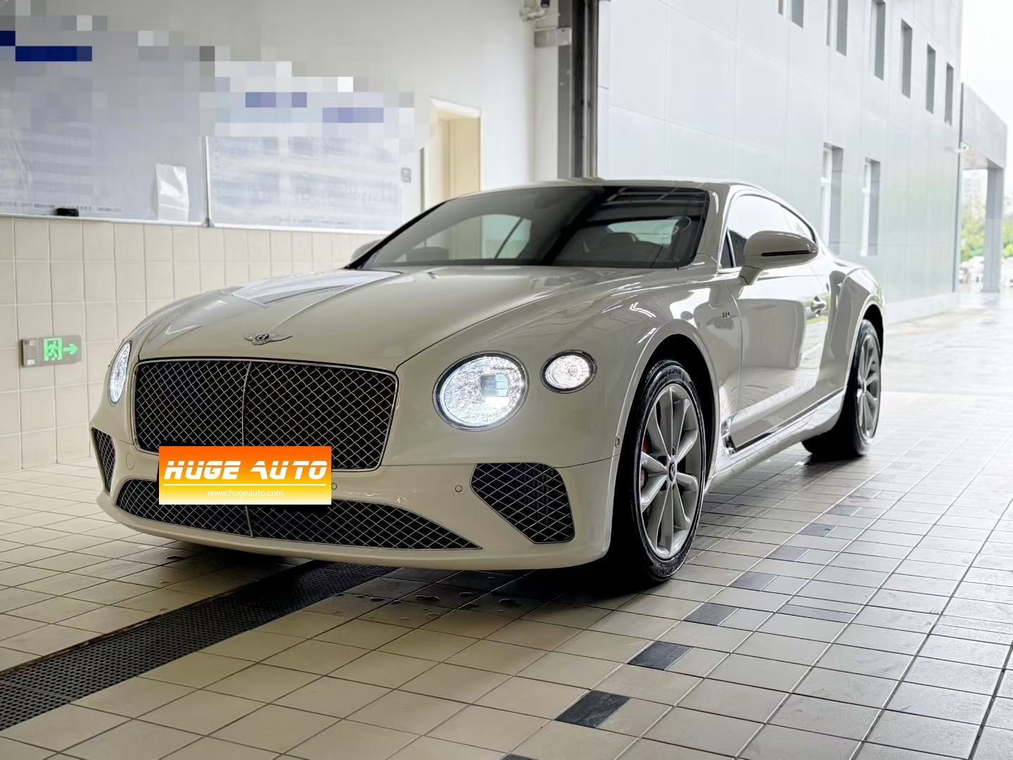 MY2020 Continental 4.0T GT V8