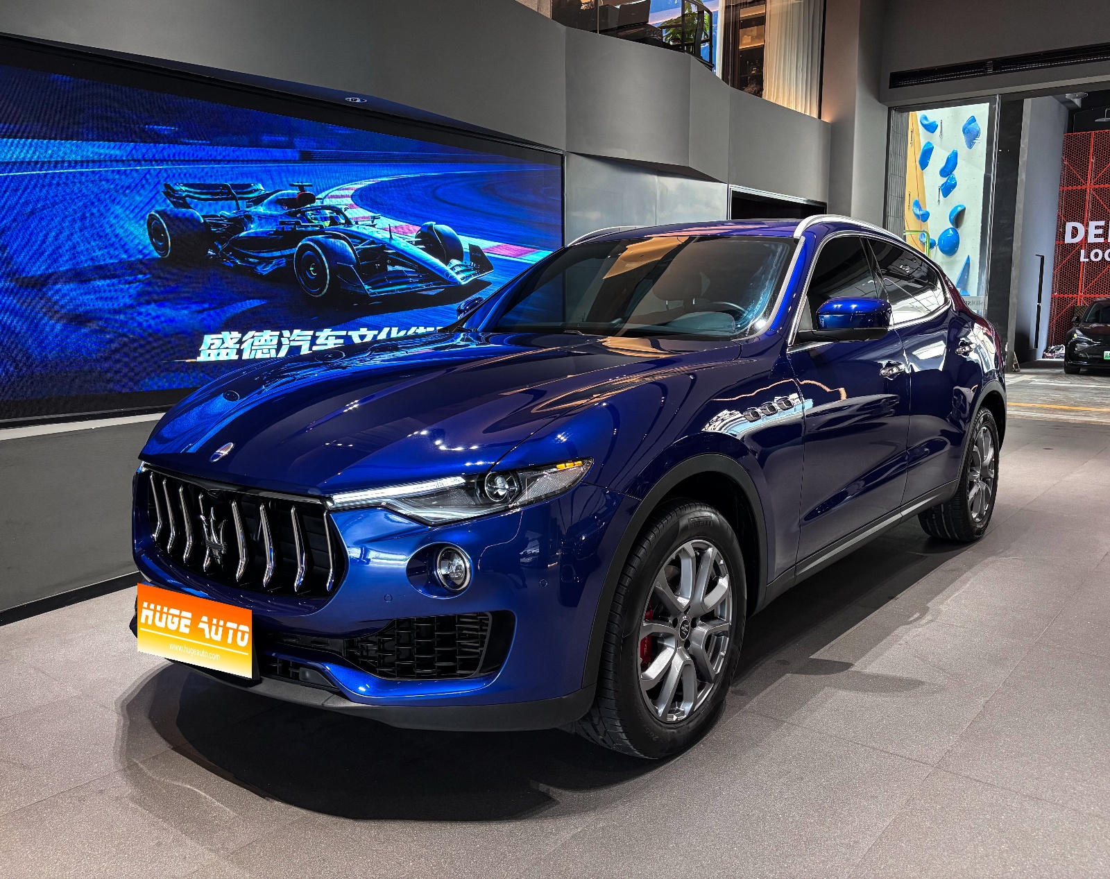 MY2019 Levante 3.0T Standard Version National V 