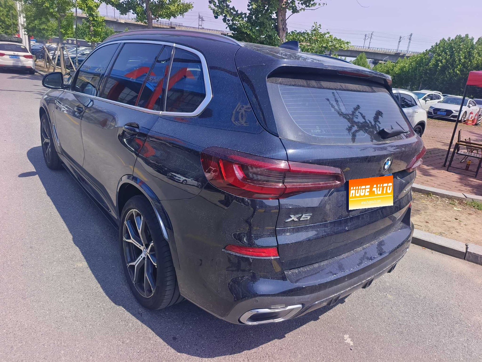 2022款 宝马X5 xDrive 40Li M运动套装
