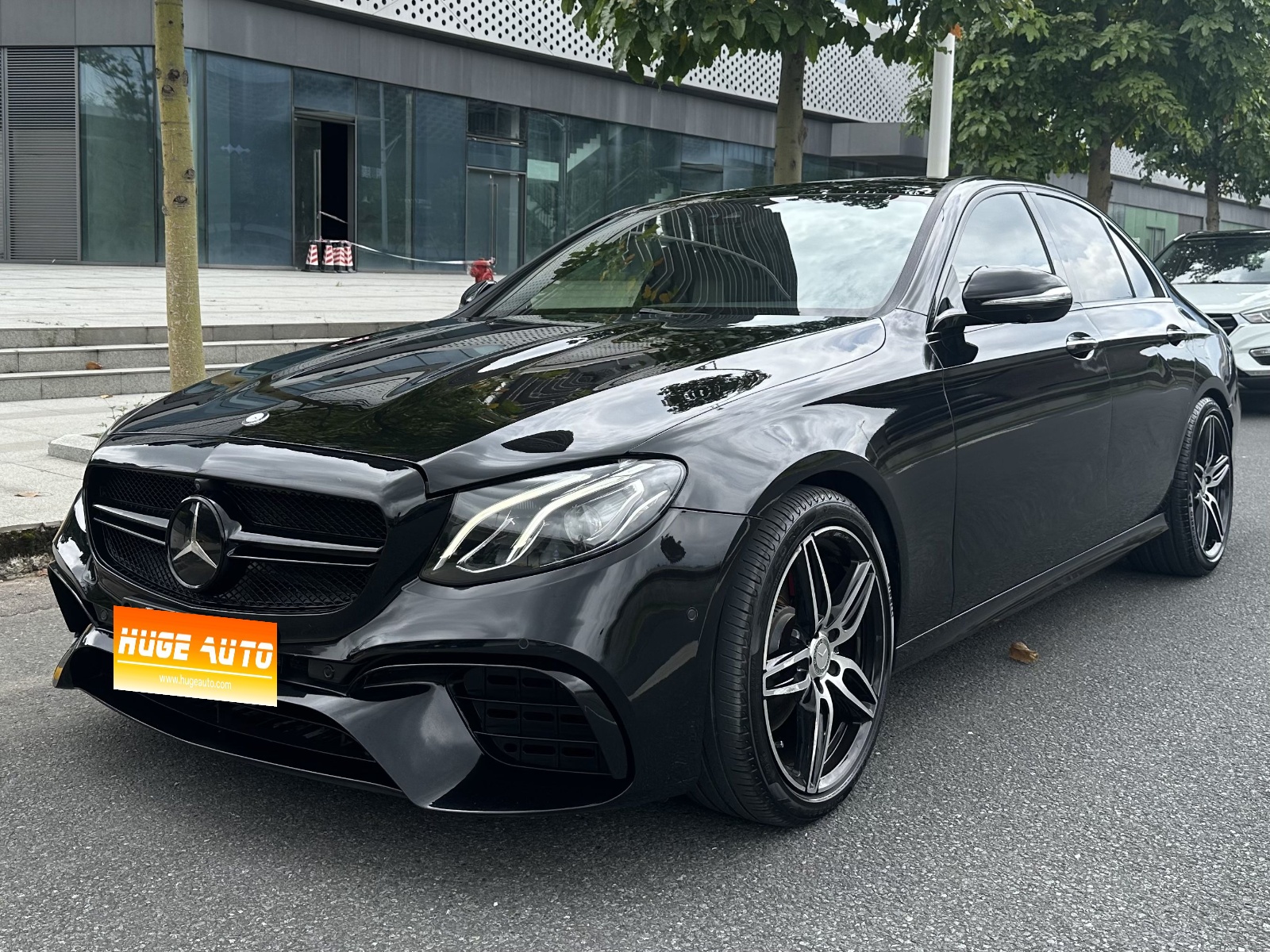 2017款 奔驰E级 E 300 运动型