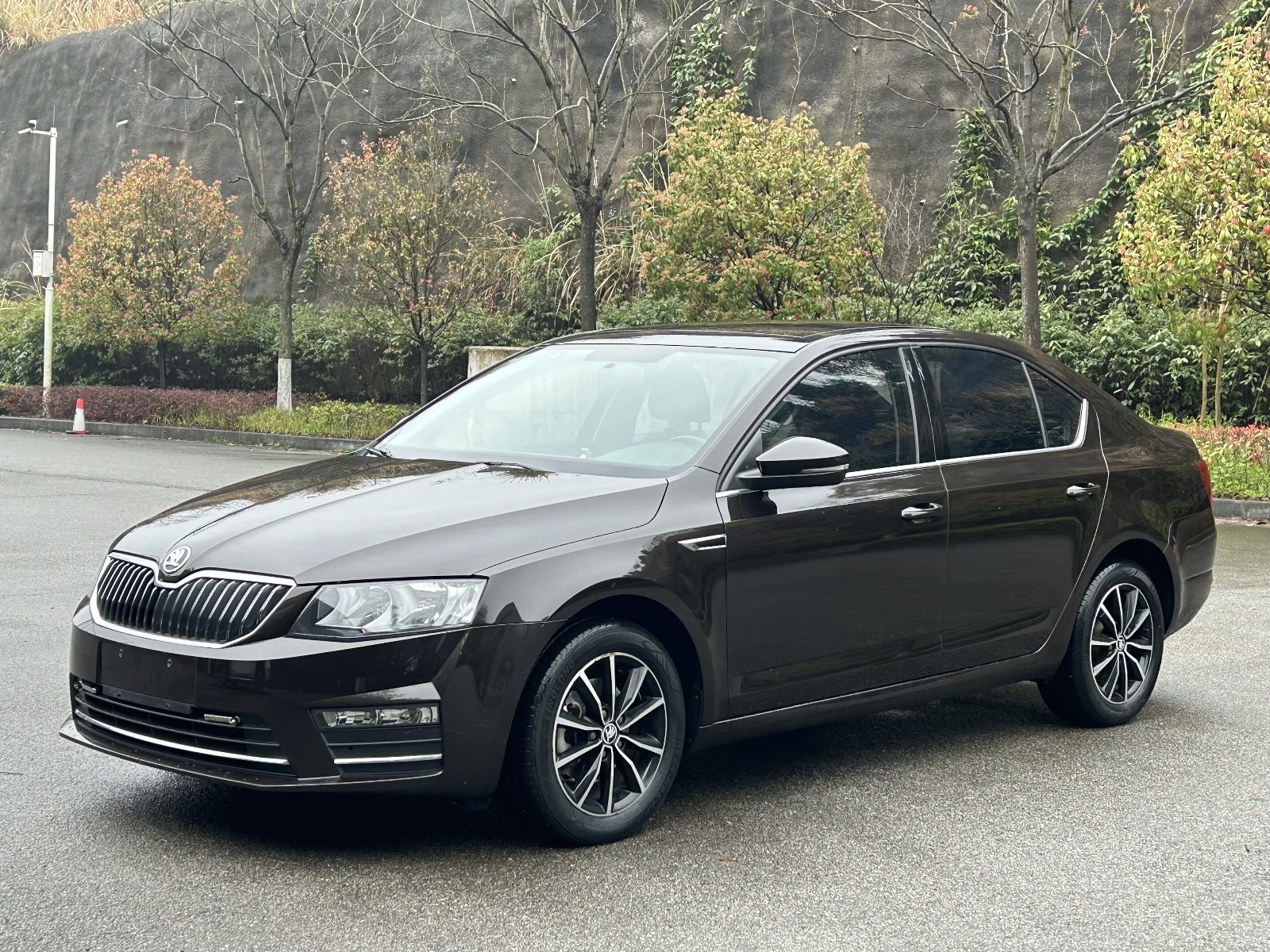 2016款 明锐 1.6L 自动智行版