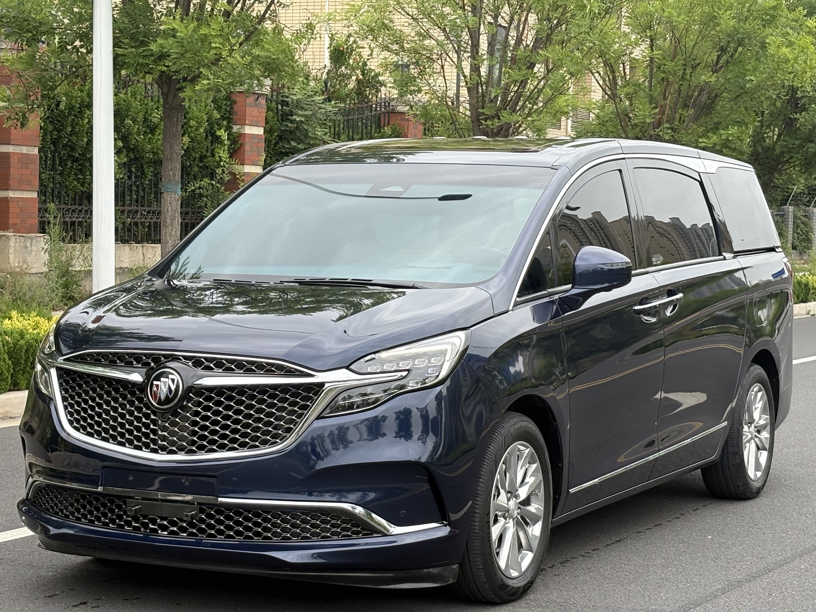 MY2022 Buick GL8 Avenir 4 Seater Zunli