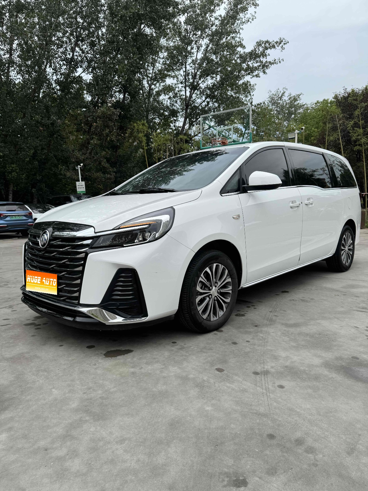 MY2023 Buick GL8 Land Business Class Enjoy