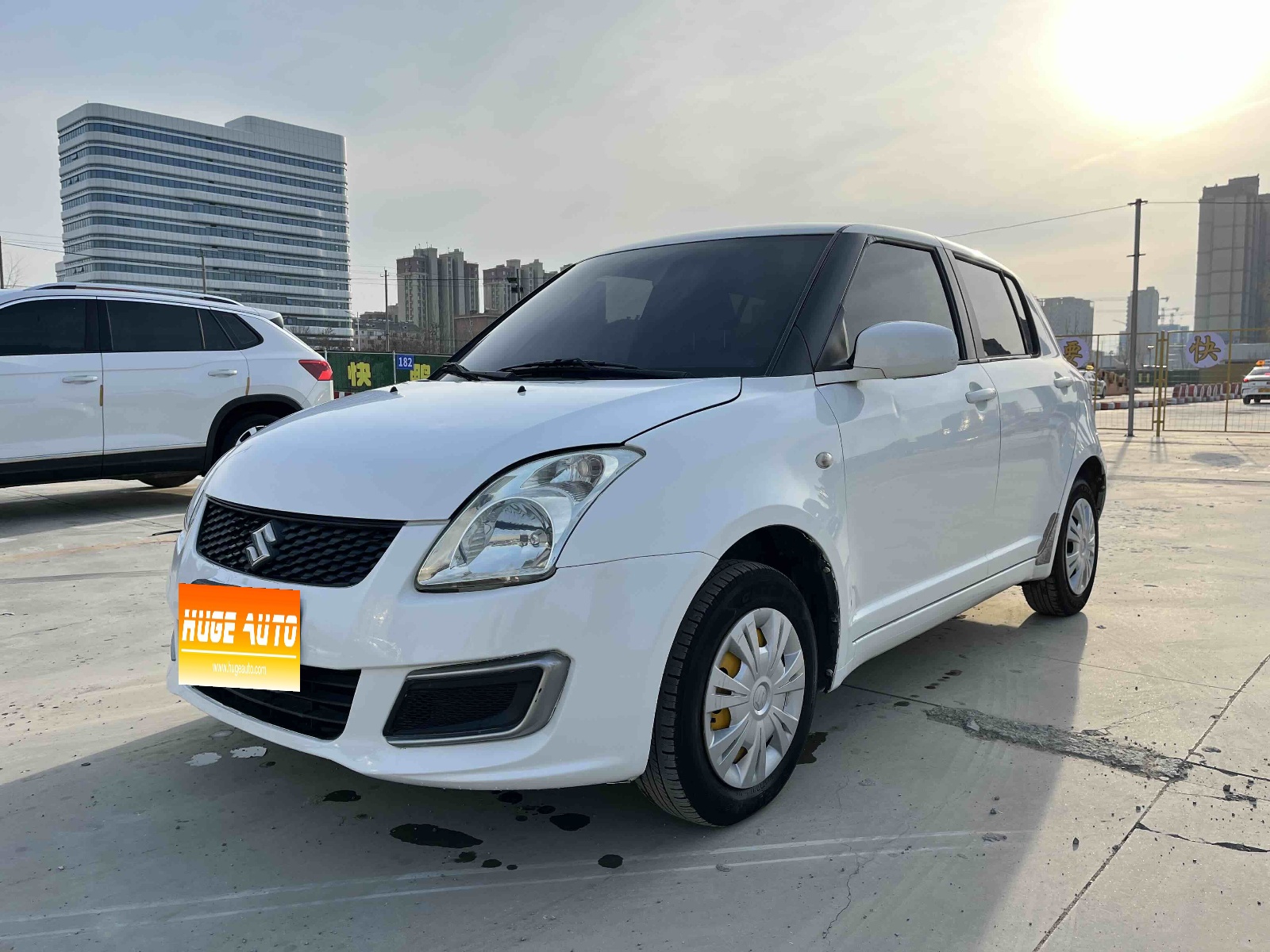 MY2014 Swift 1.3L MT Standard 