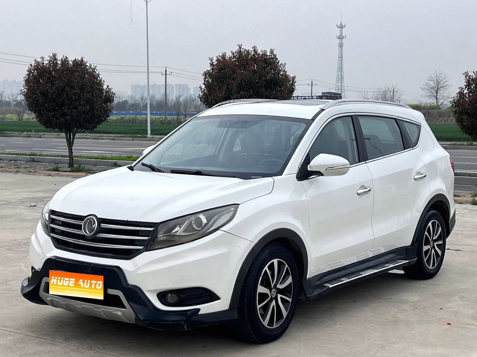 MY2017 Dongfeng FONGON 580 Facelift 1.5T CVT Luxury Version 