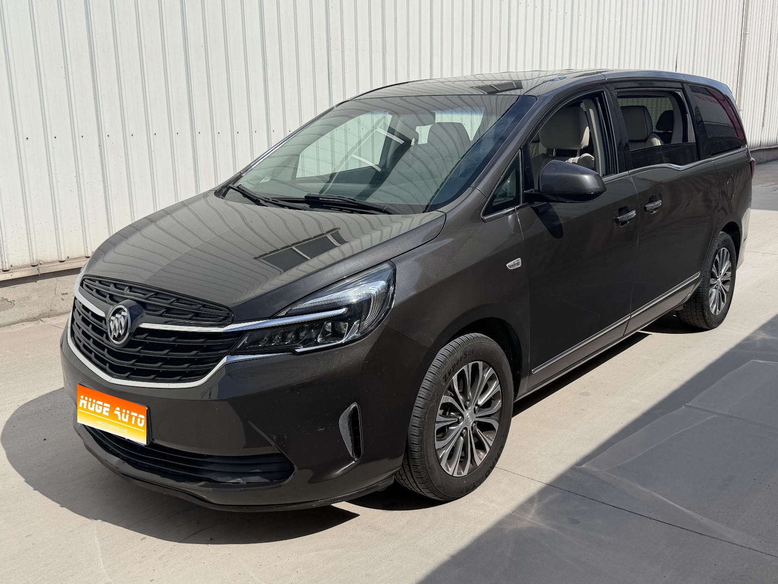 MY2022 Buick GL8 Land Business Class 652T Luxury Version 