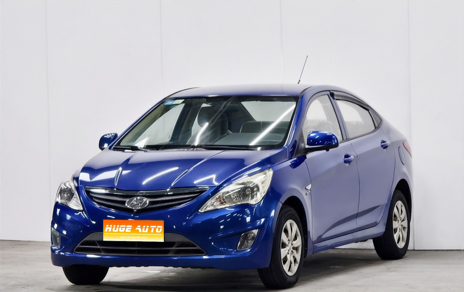 MY2010 Verna Sedan 1.4L MT Comfort GS