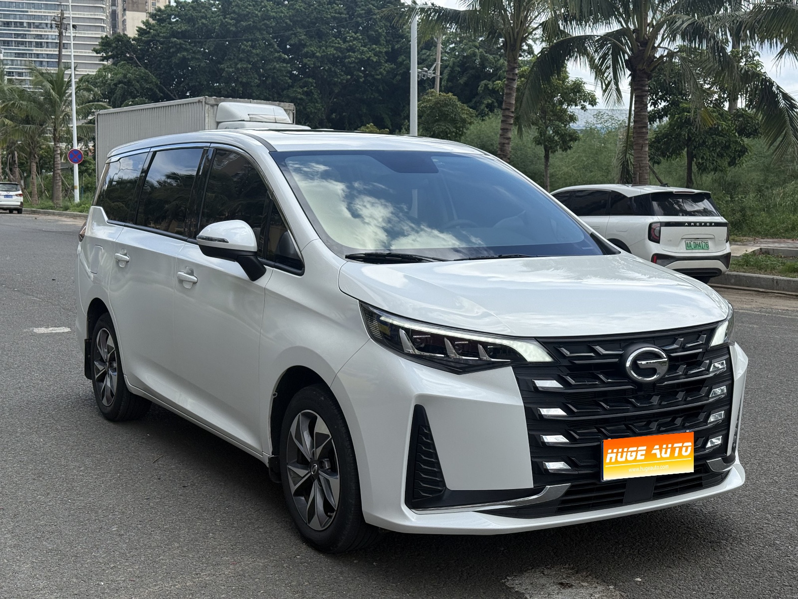 MY2023 Trumpchi M6 PRO 270T DCT Luxury