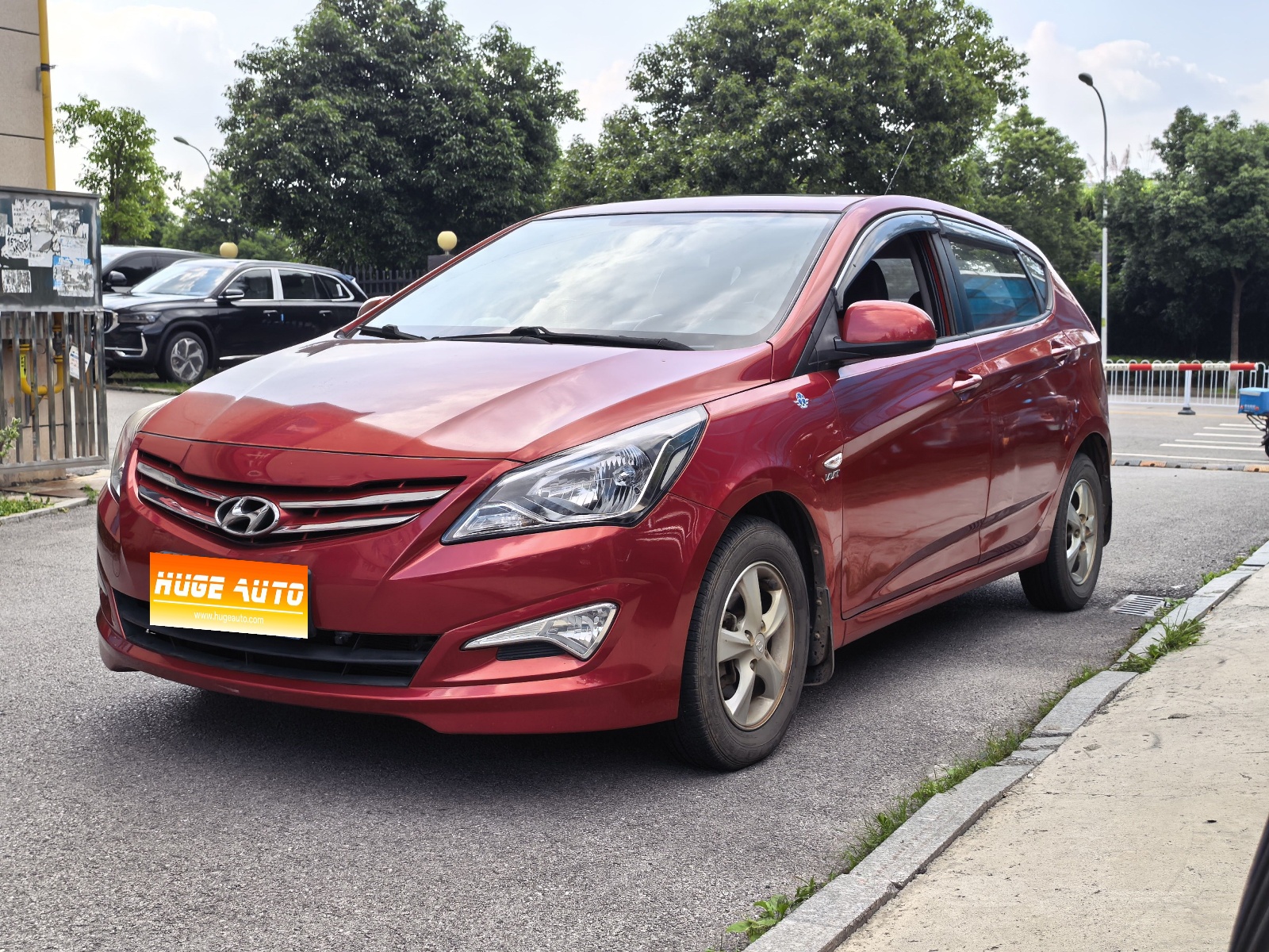 MY2016 Verna Hatchback 1.4L AT Lead Version GLX