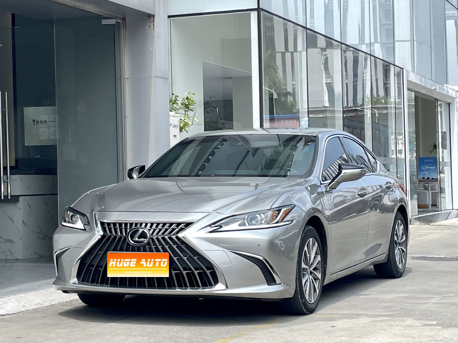 MY2023 LEXUS ES 200 Excellence Version
