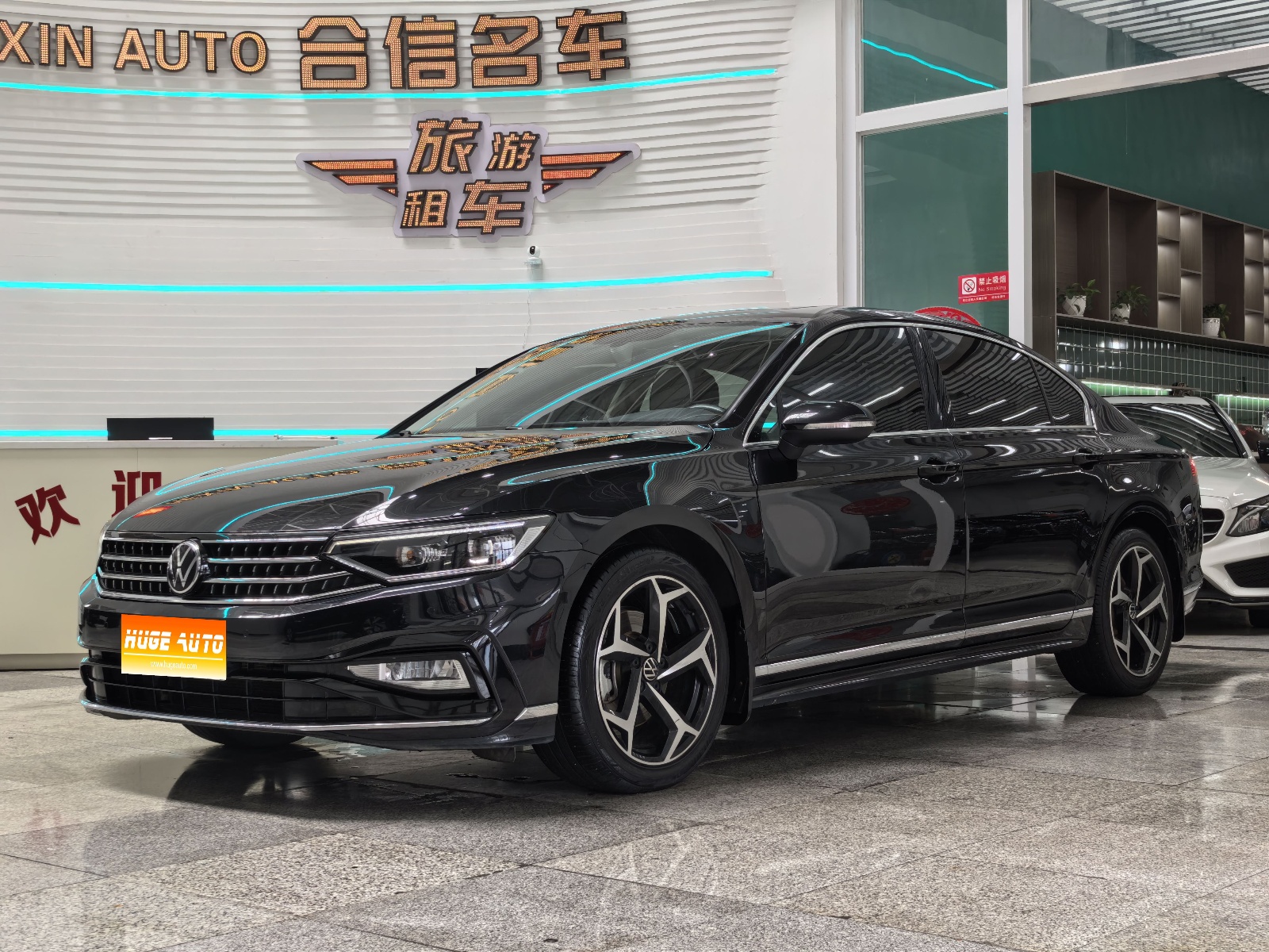 MY2023 Magotan 2 Million Units Anniversary 330TSI DSG Lead Version