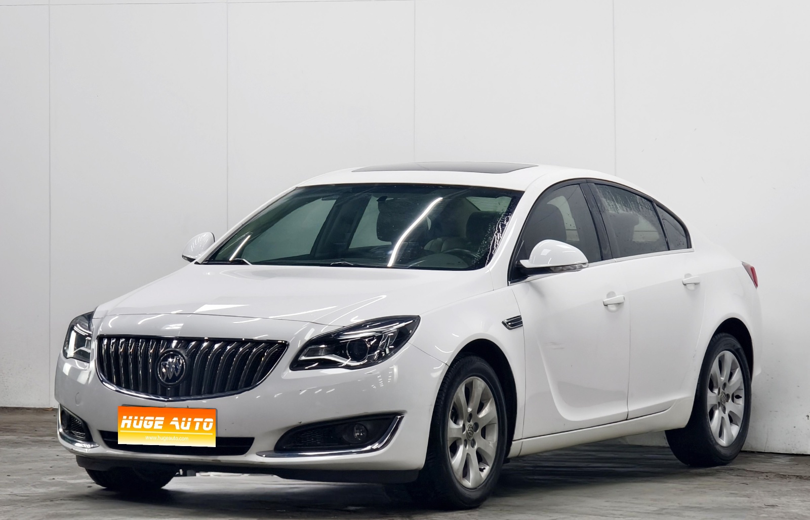 2014款 君威 2.0L 领先时尚型