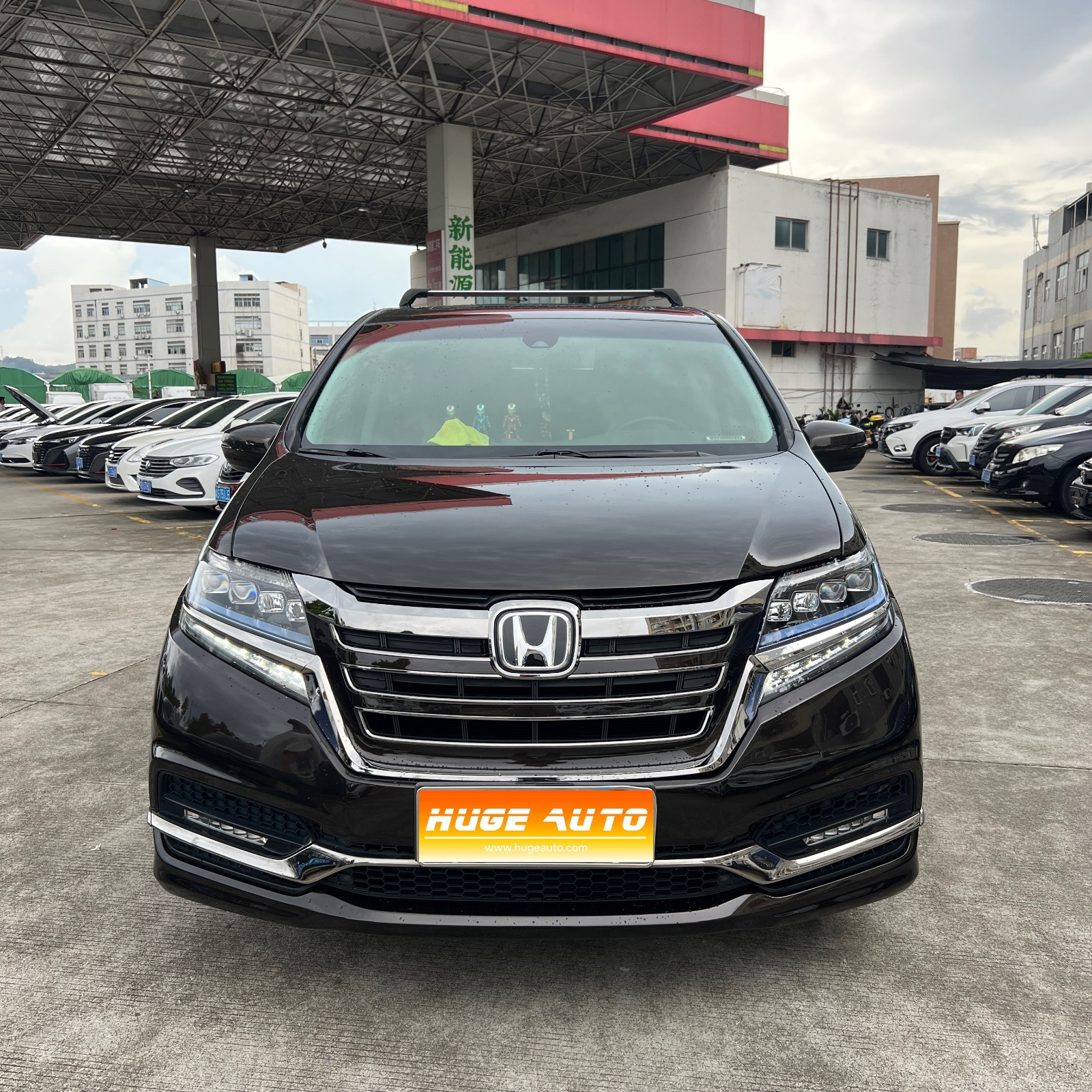 MY2019 Elysion 2.0L Hybrid Luxury Version 
