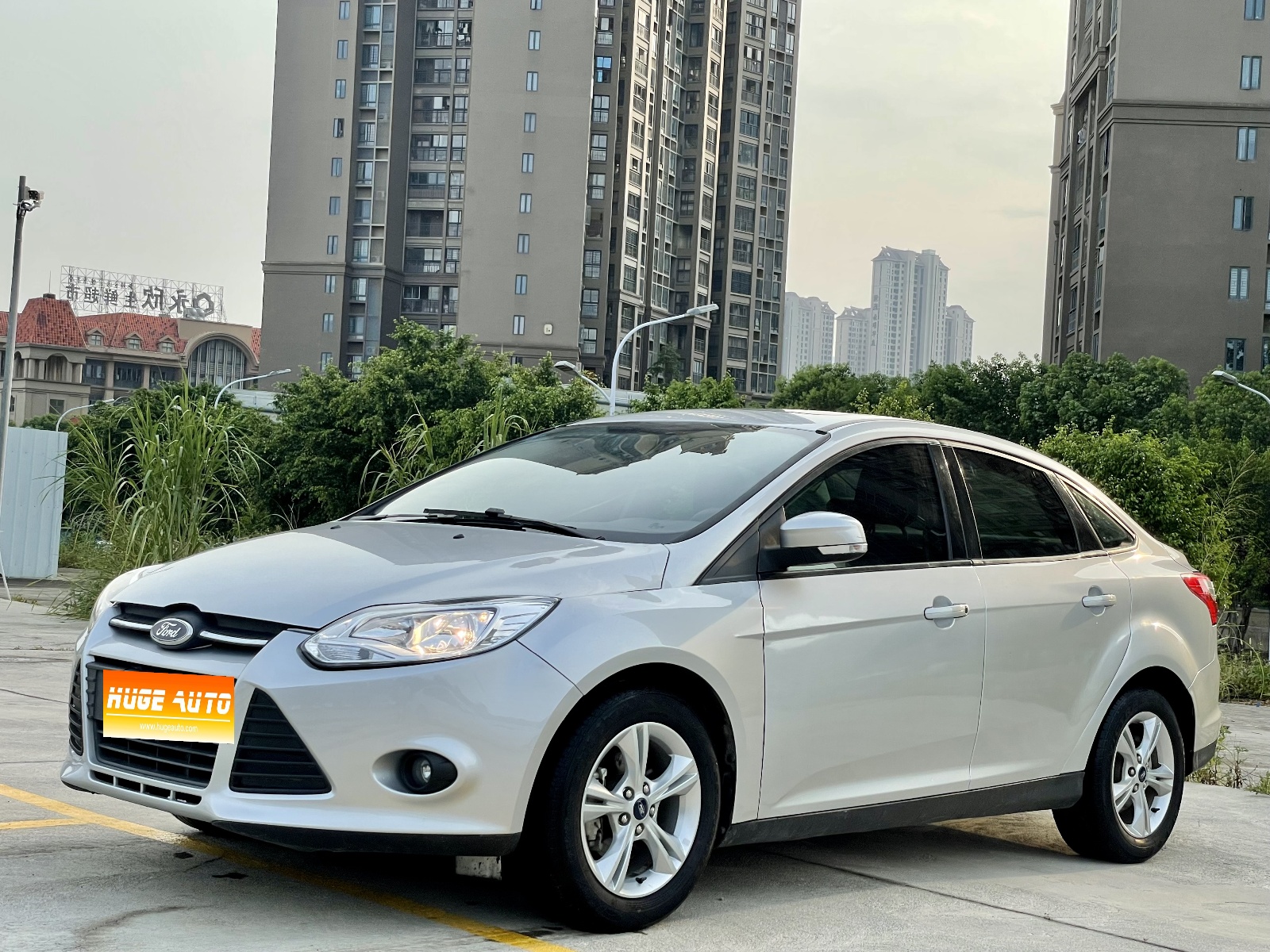 MY2012 Focus Sedan 1.6L AT Vogue 