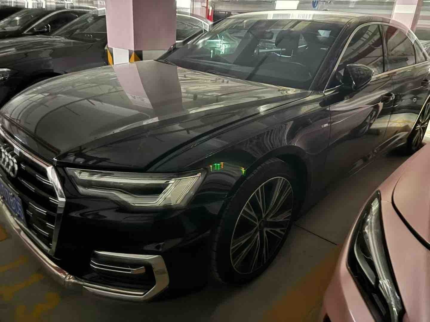 2023款 奥迪A6L 45 TFSI 臻选动感型