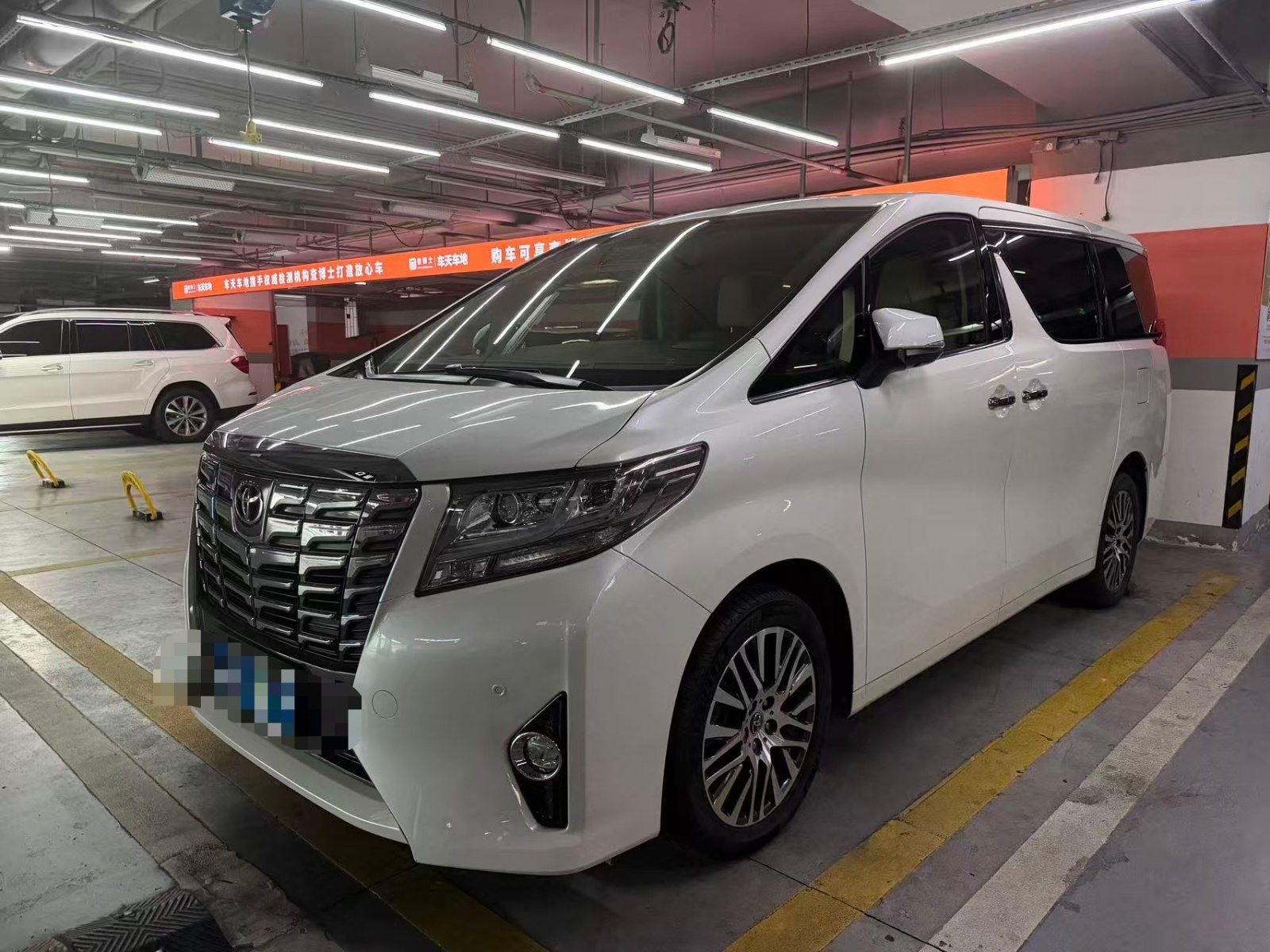 MY2015 ALPHARD 3.5L Luxury Version 
