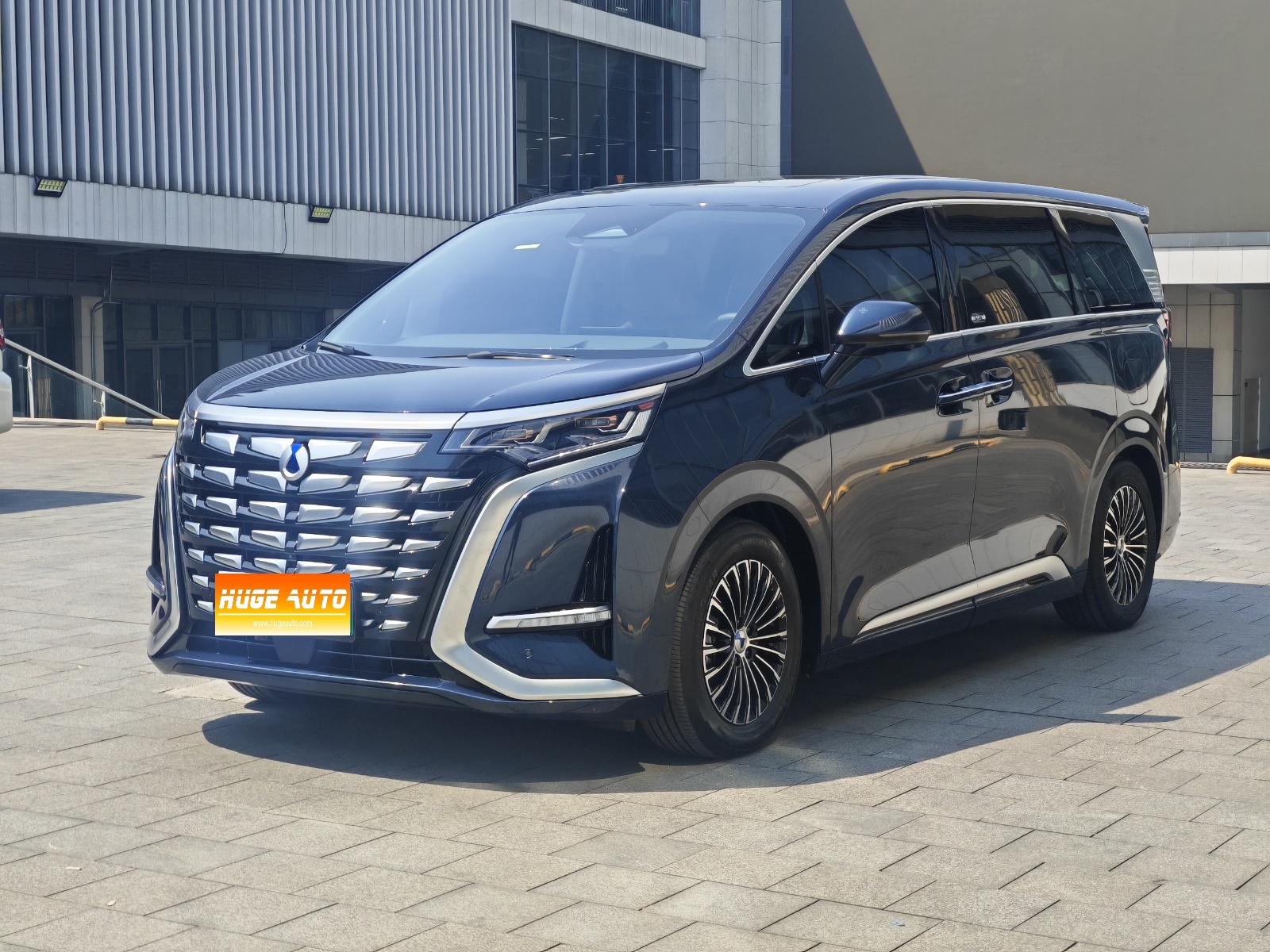 MY2022 DENZA D9 DM-i 970 4WD Honor