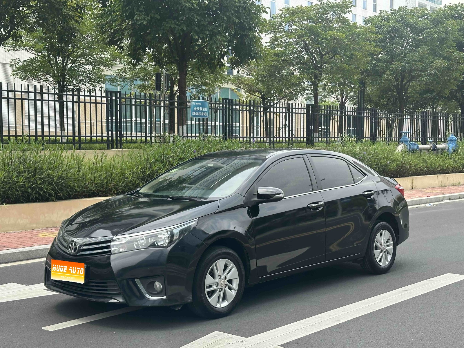 MY2014  Corolla  1.6L CVT GL