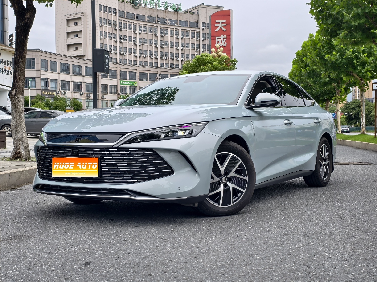 2024款 秦L DM-i 80KM超越型