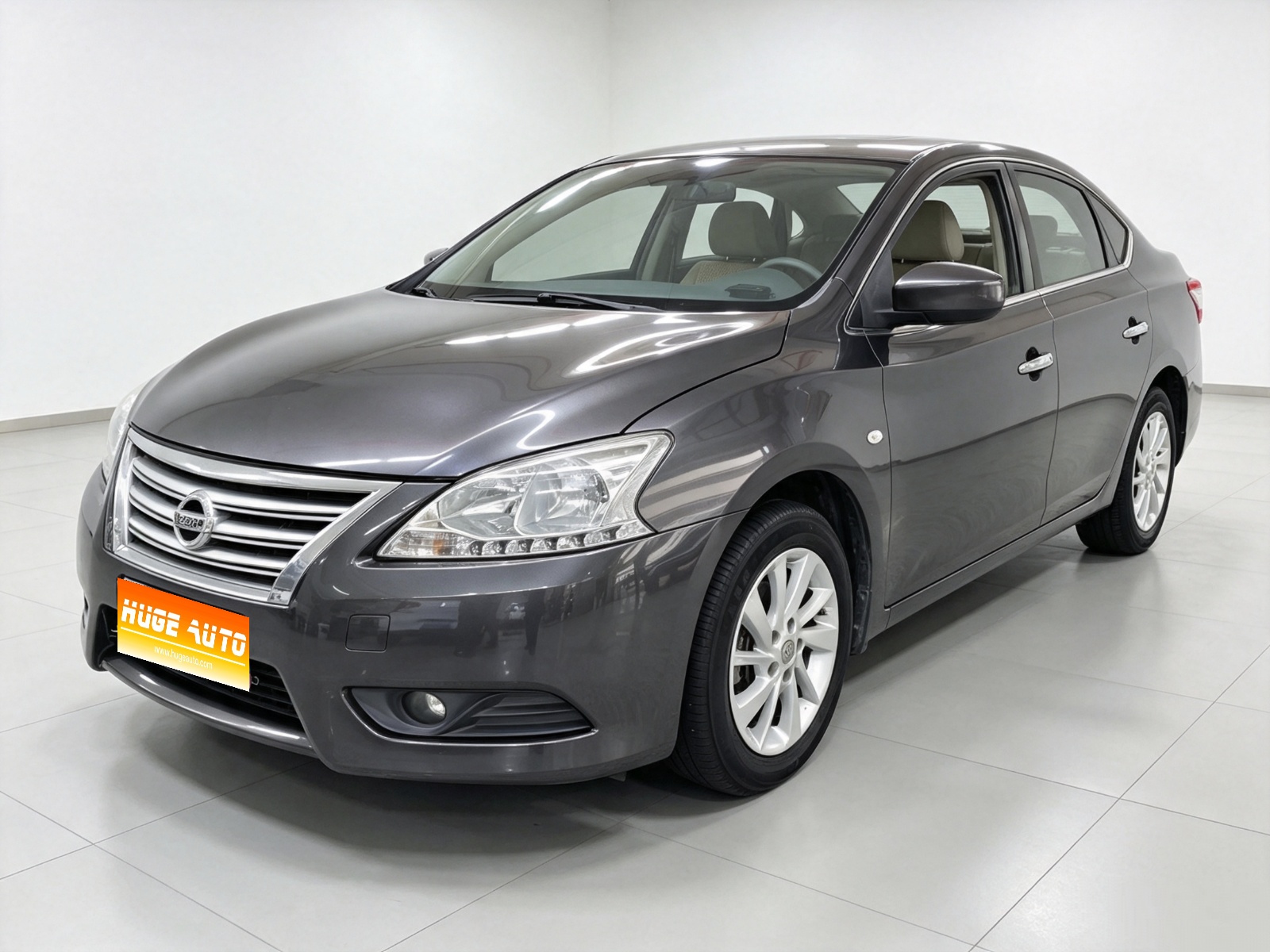 MY2014 Sylphy 1.6XV CVT Noble 