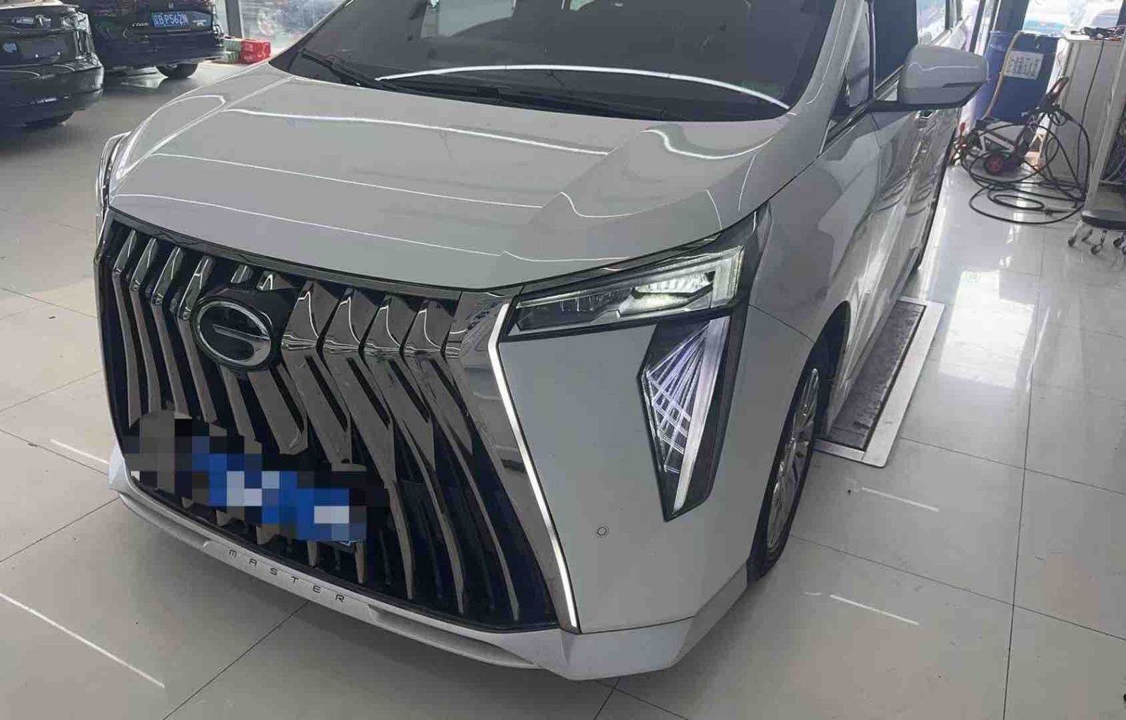 MY2023 Trumpchi M8 Grandmaster 400T Supreme Version