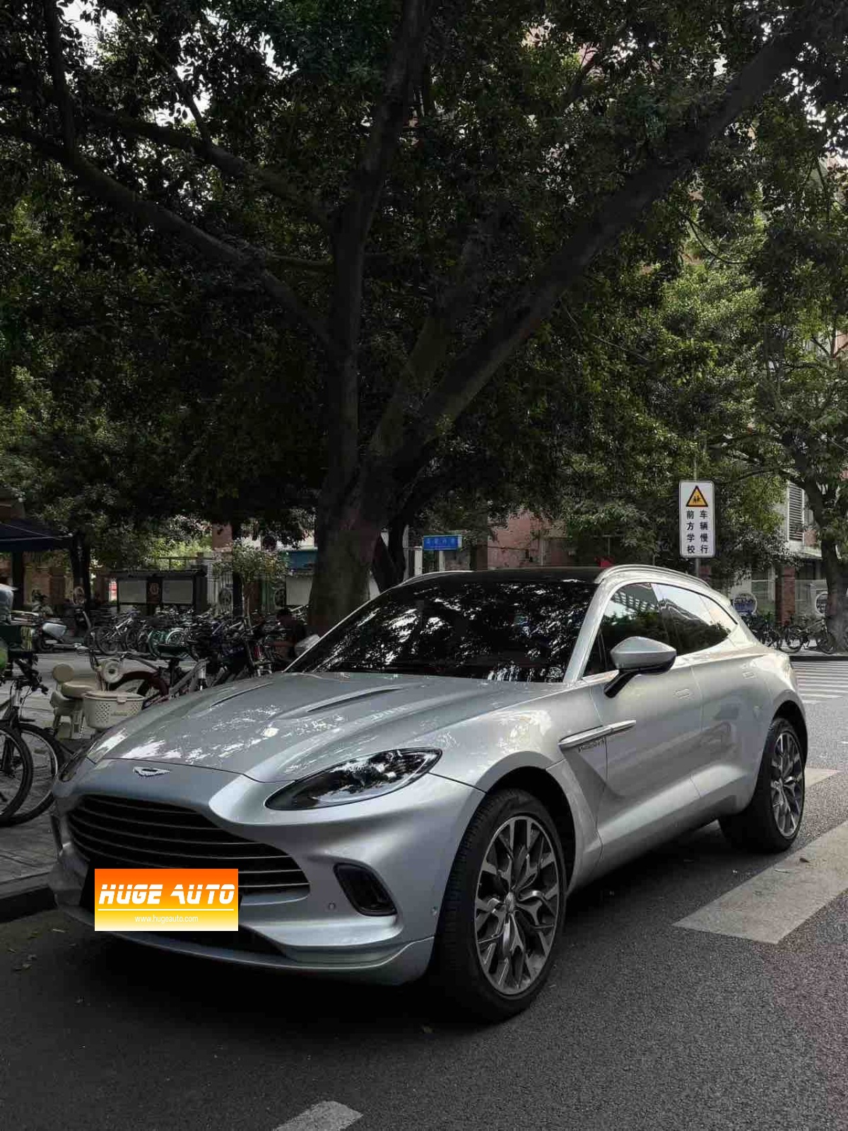 MY2023 Aston Martin DBX 3.0T STRAIGHT-SIX